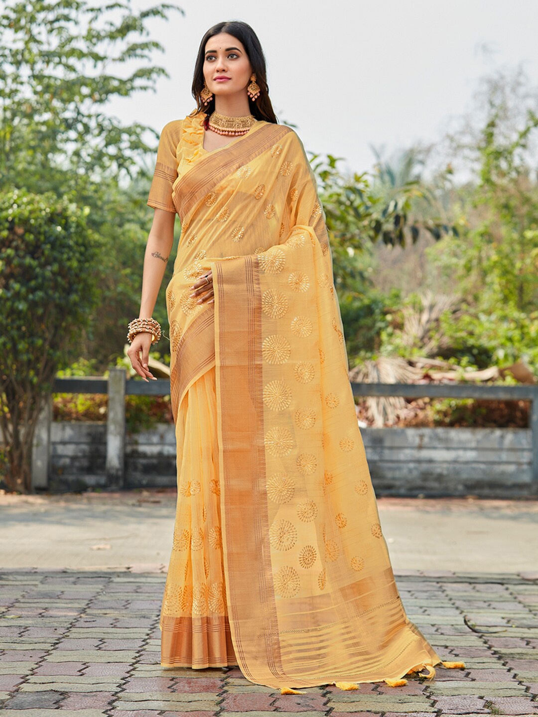 

KARAGIRI Ethnic Motifs Embellished Zari Saree, Yellow