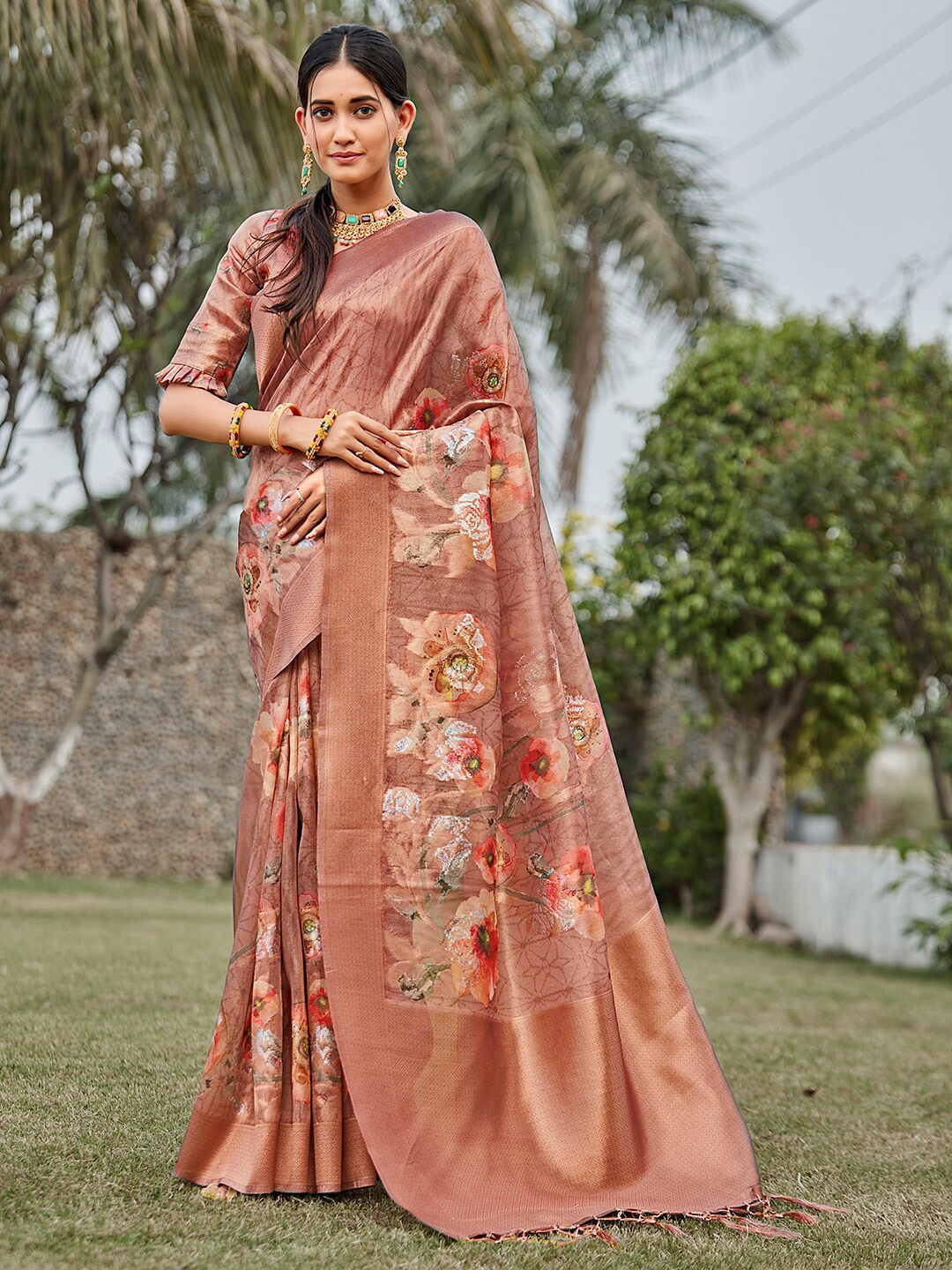 

KARAGIRI Floral Printed Zari Tissue Saree, Brown