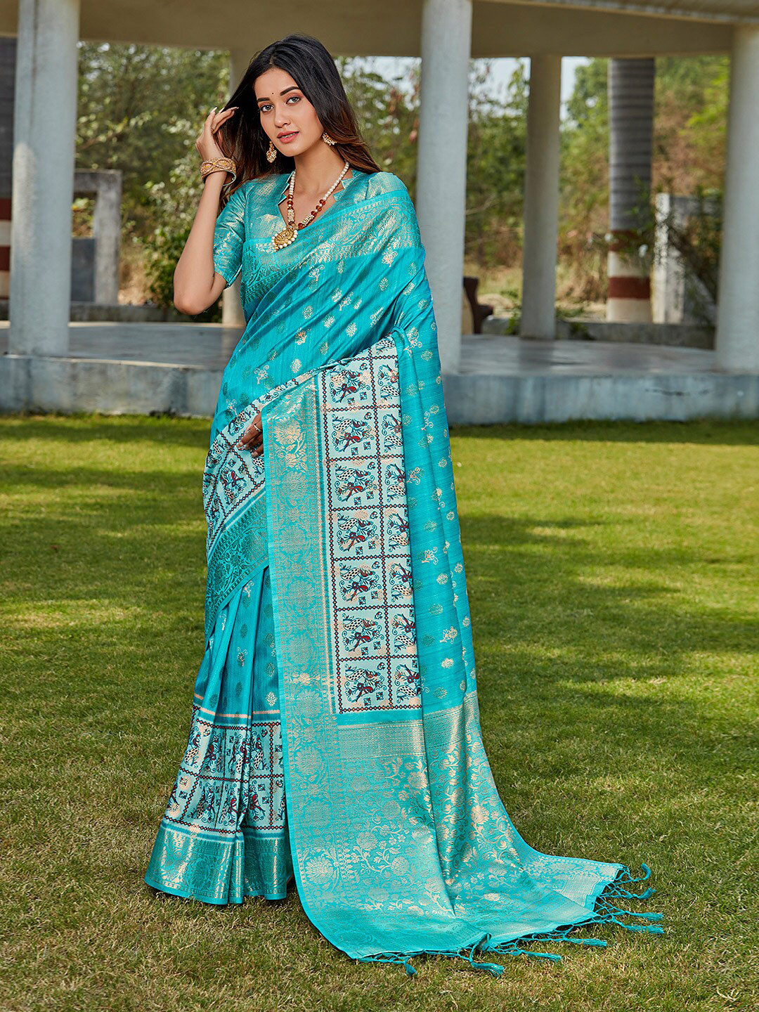 

KARAGIRI Ethnic Motifs Woven Design Zari Banarasi Saree, Blue