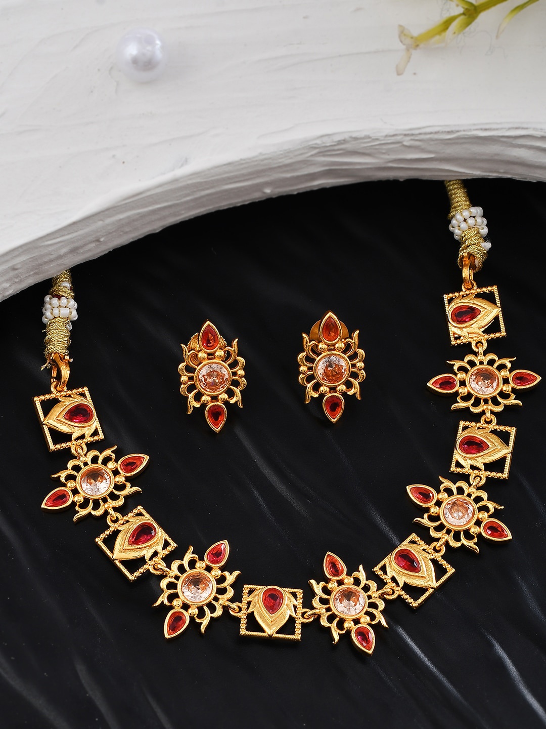

Voylla Gold-Plated Jewellery Set
