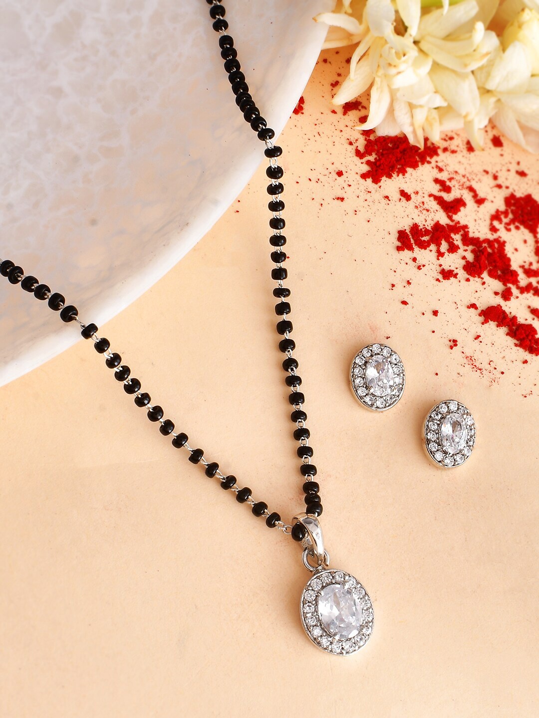 

Voylla Rhodium-Plated White Oval Cz Studded Mangalsutra Set