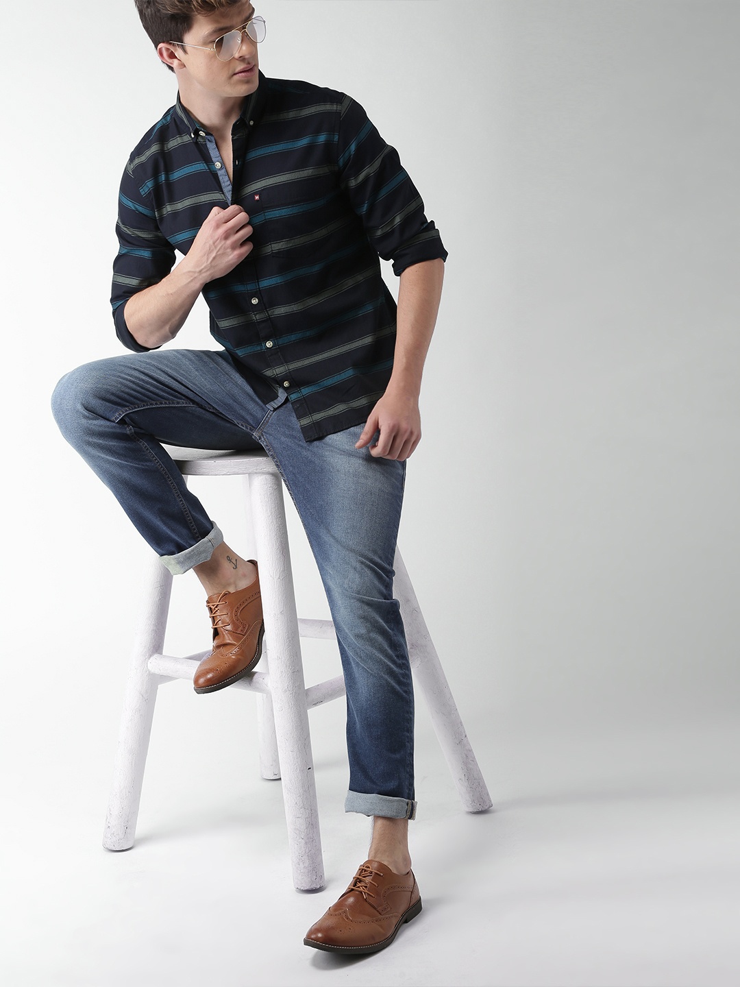 

Harvard Men Navy & Grey Slim Fit Striped Casual Shirt, Navy blue