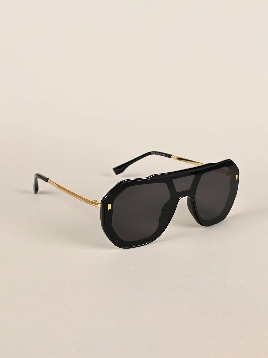 

Voyage Lens Wayfarer Sunglasses With UV Protected Lens 2319MG4181, Black