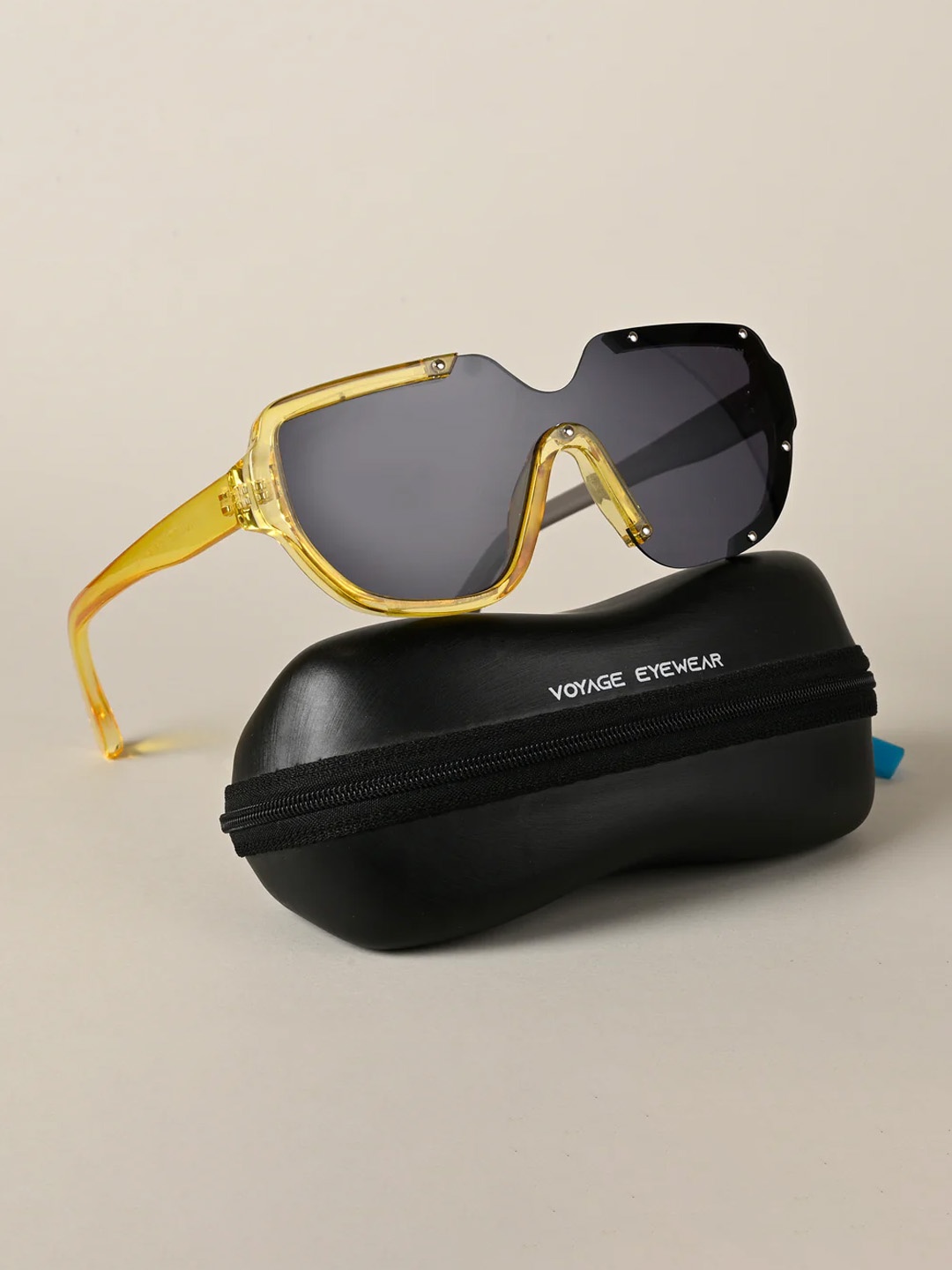 

Voyage Full Rim Wayfarer Sunglasses with UV Protected Lens 8721MG4184, Black