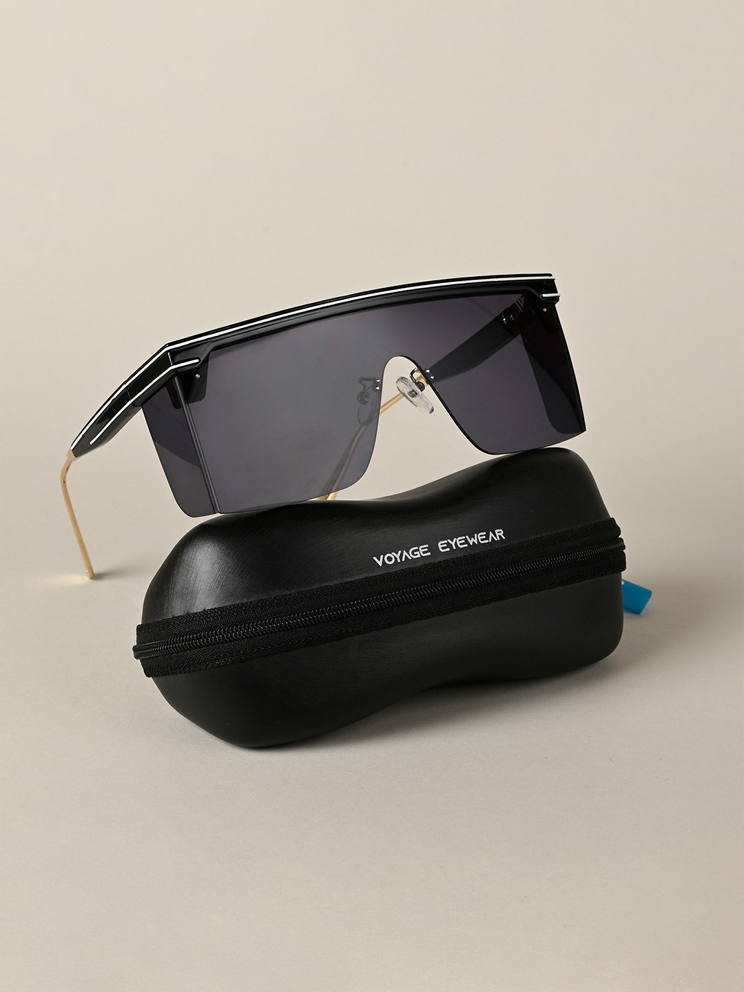 

Voyage Full Rim Shield Sunglasses with UV Protected Lens 8670MG4182, Black