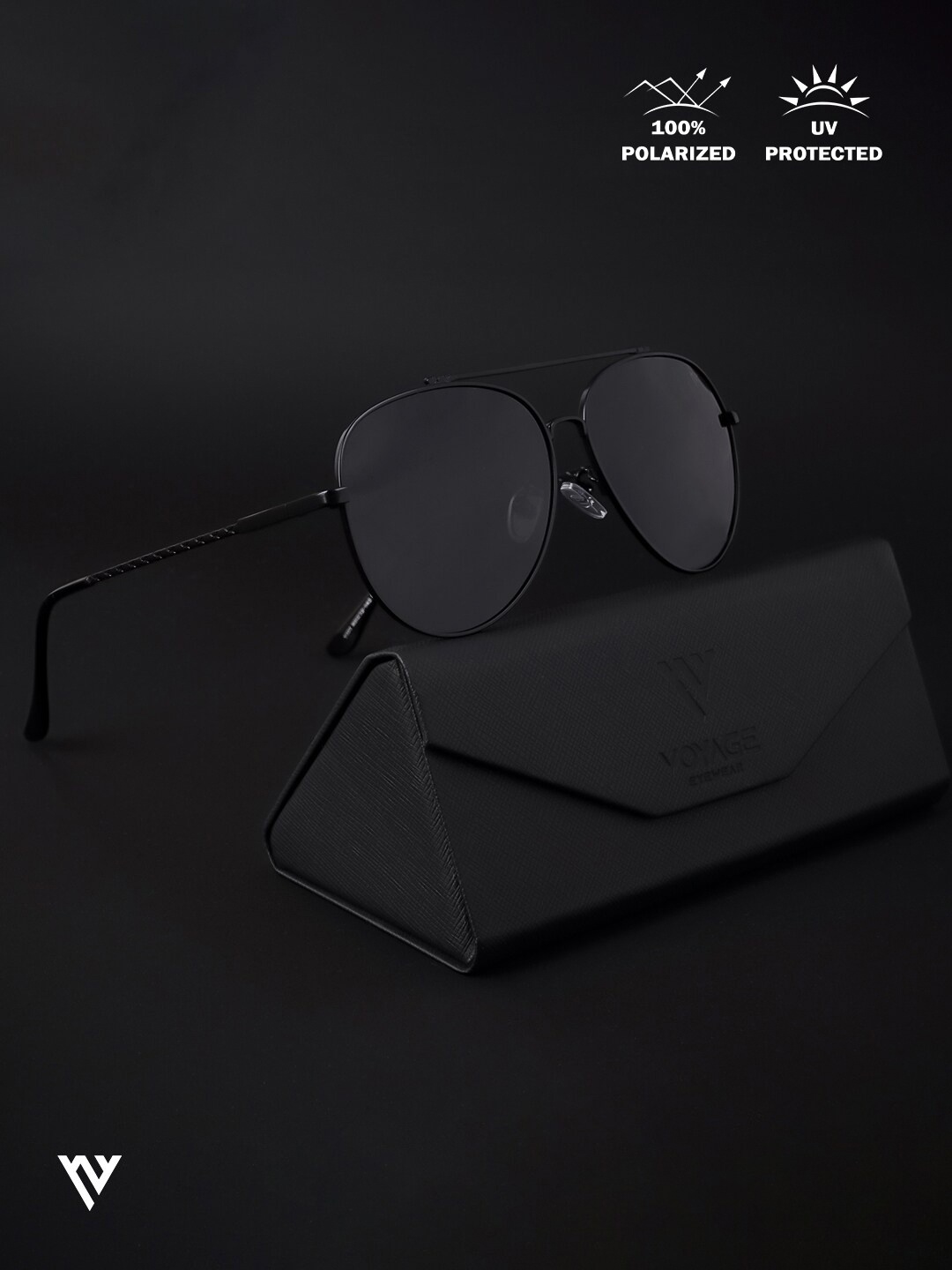 

Voyage Aviator Lens with Polarised and UV Protected Sunglasses, Black