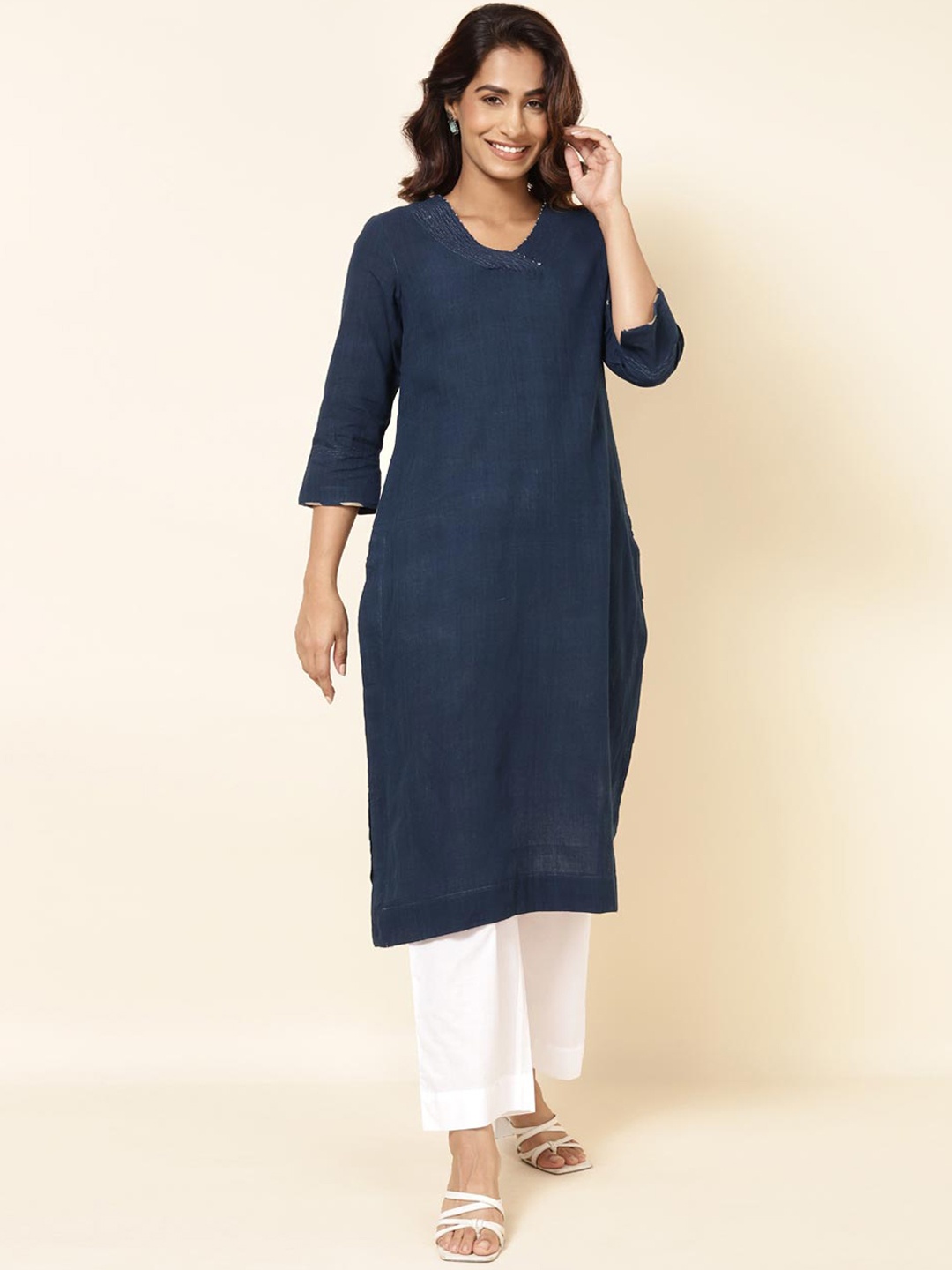 

Fabindia V-Neck Pure Cotton Kurta, Navy blue