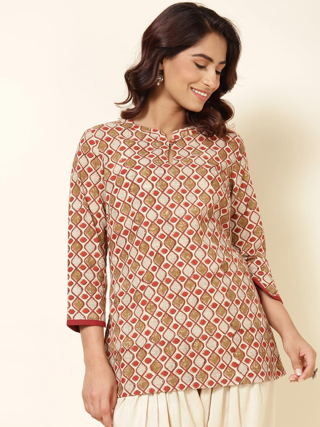 

Fabindia Geometric Printed Pure Cotton Kurti, Beige