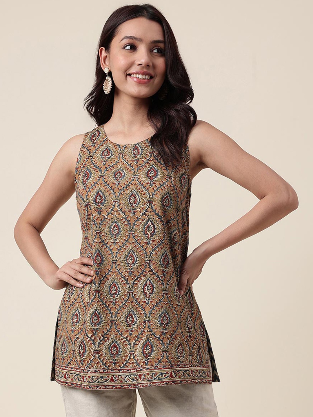 

Fabindia Ethnic Motifs Printed Sleeveless Cotton Kurta, Brown