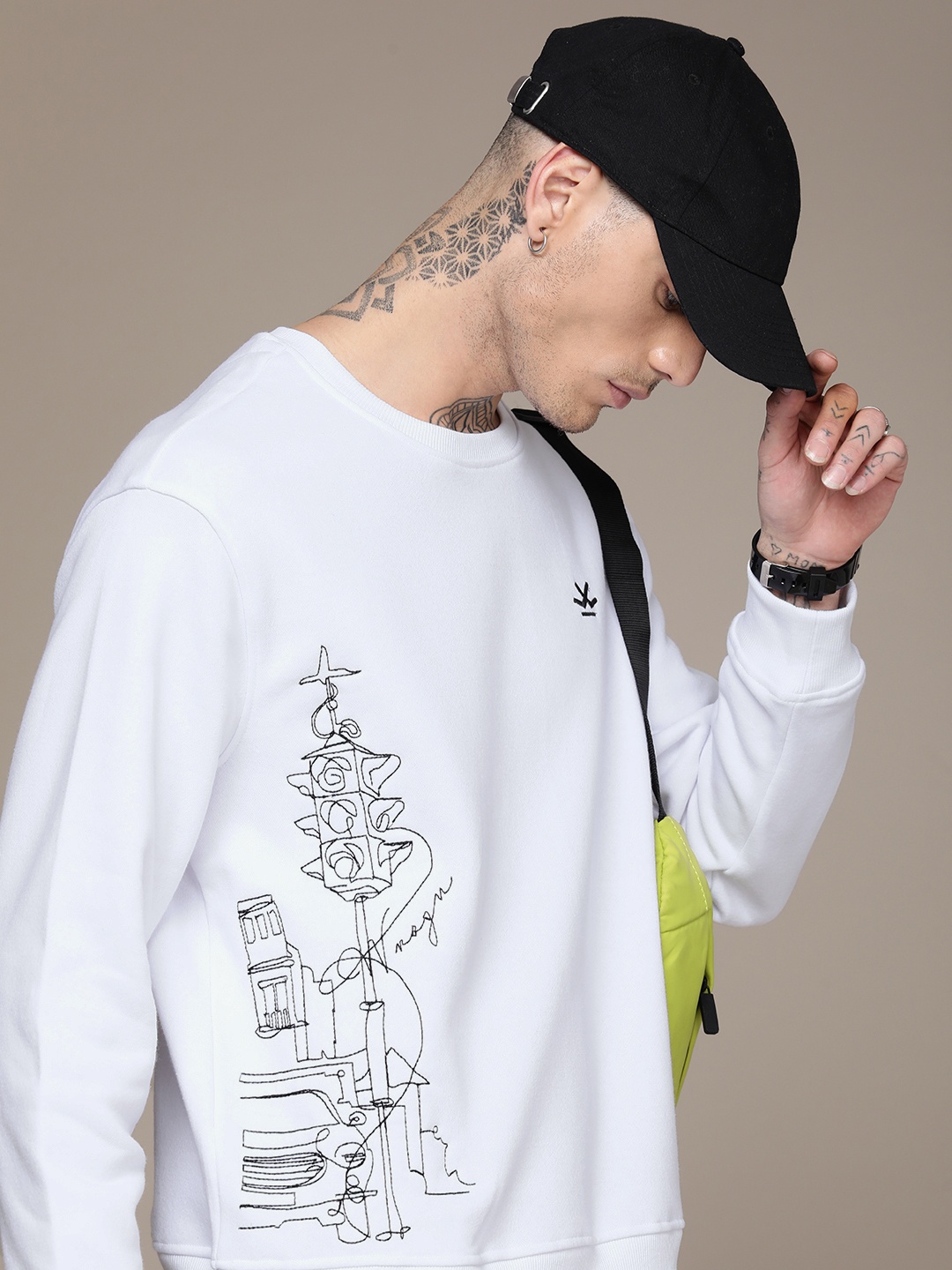 

WROGN Embroidered Slim Fit Sweatshirt, White