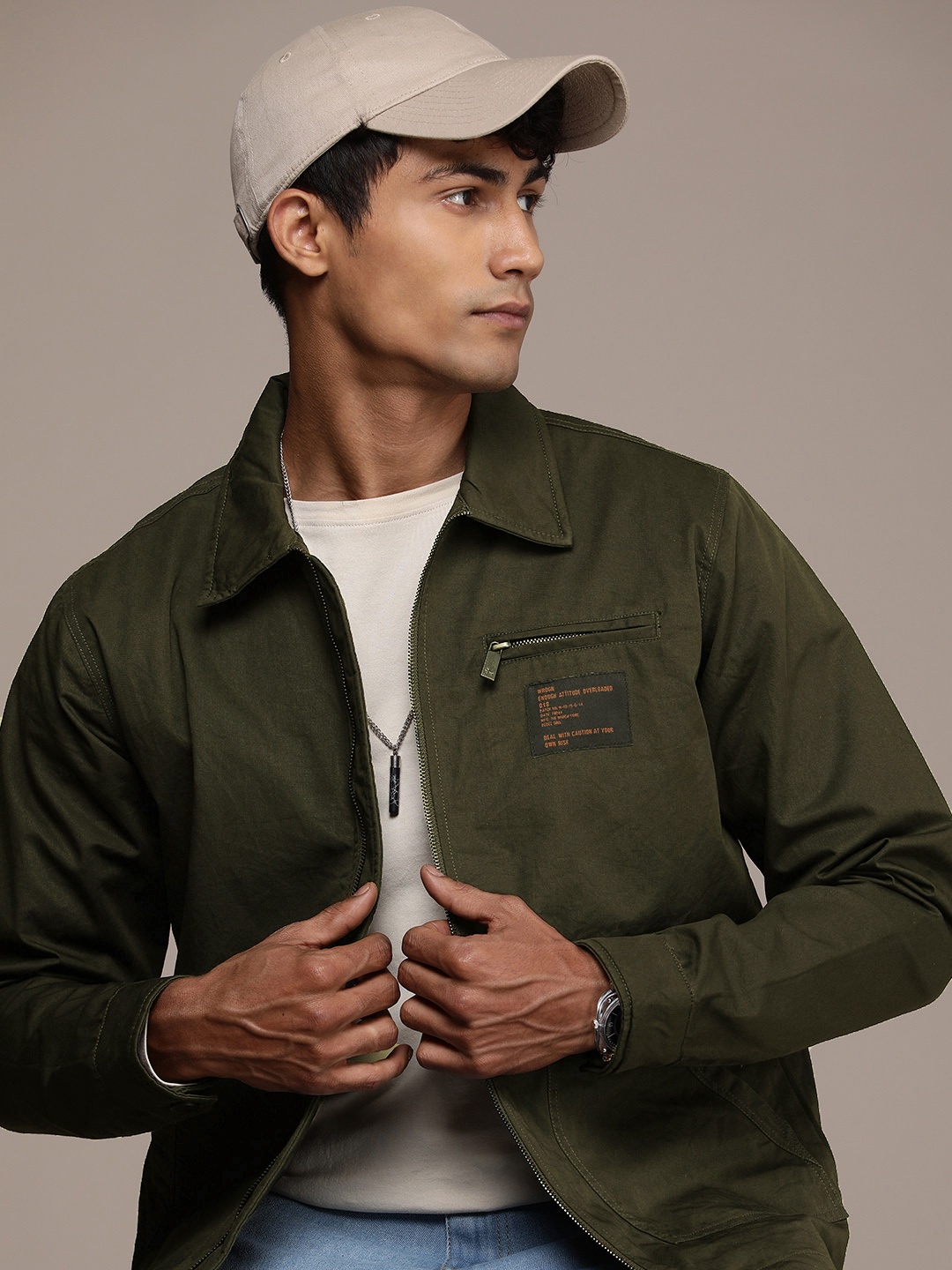 

WROGN Pure Cotton Solid Long Sleeves Tailored Jacket, Olive