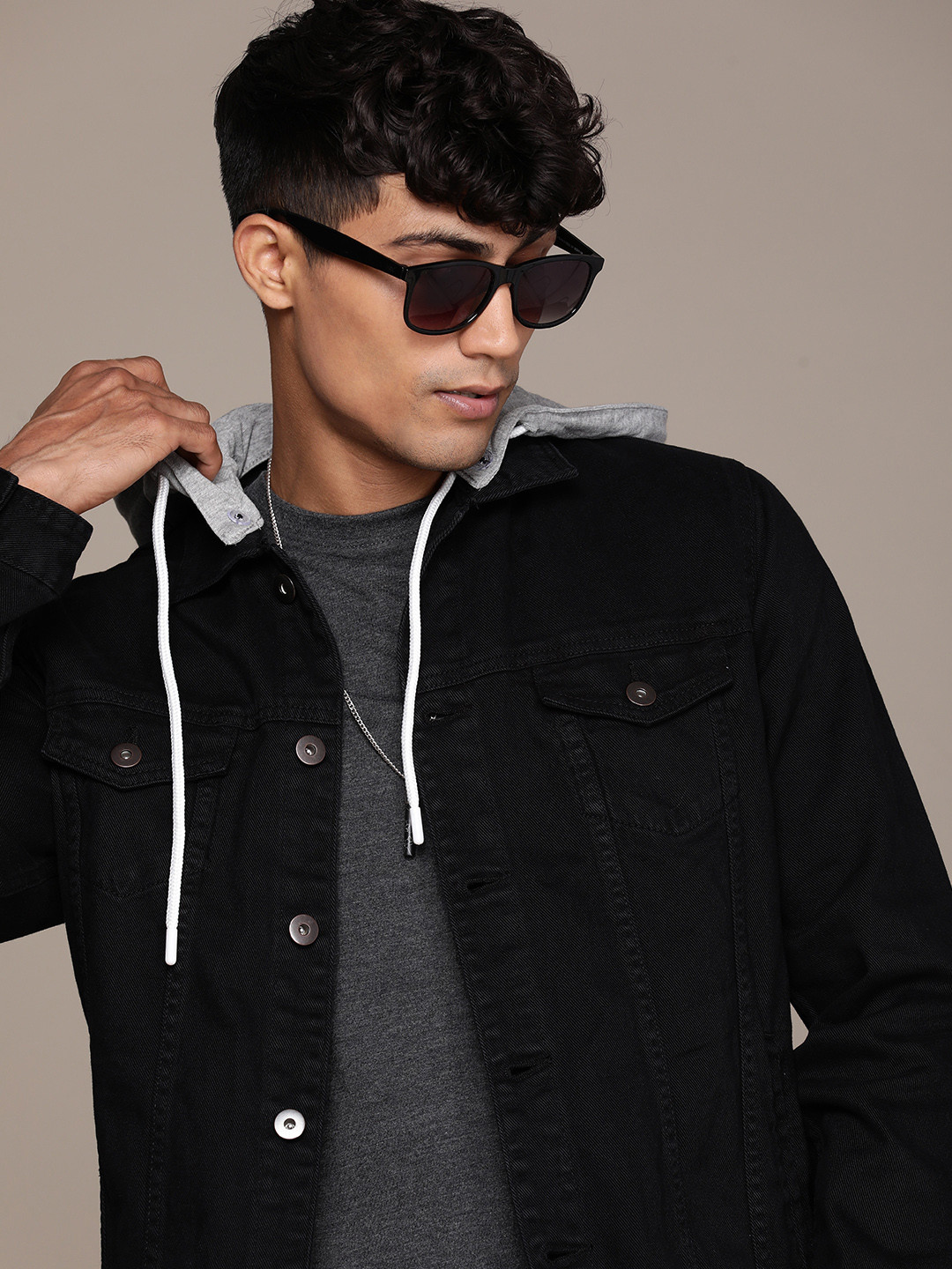 

WROGN Pure Cotton Hooded Denim Jacket, Black