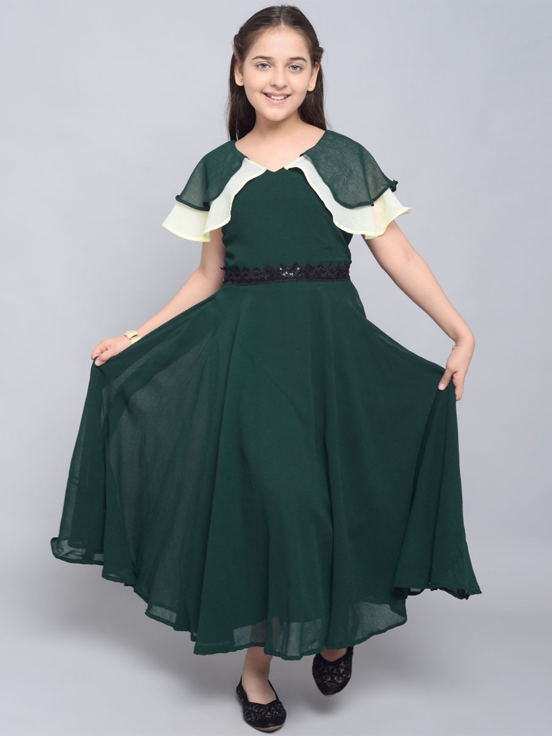 

White World Girls Gathered Lace-Up V-Neck Cape Sleeves Maxi Dress, Green