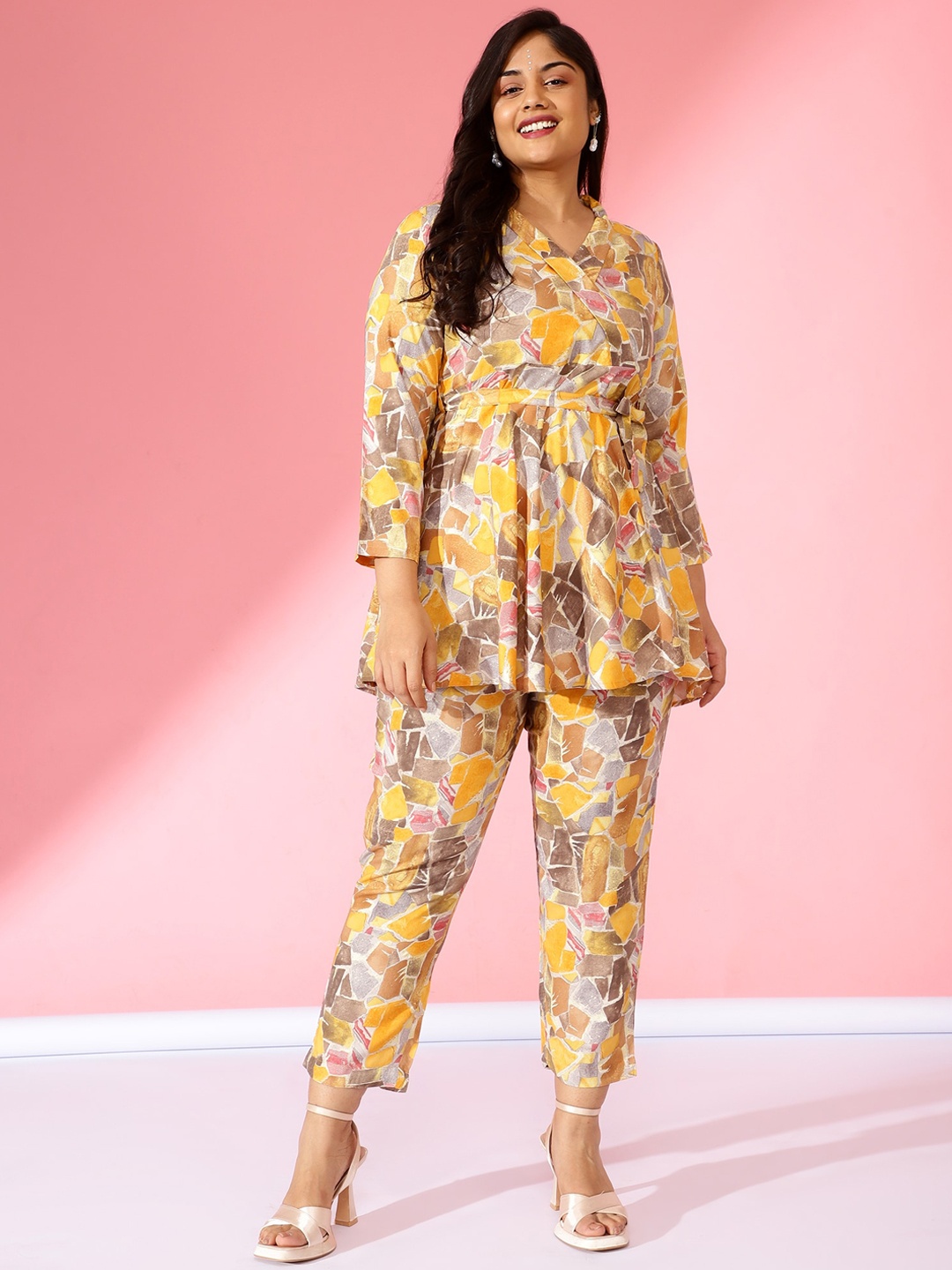

Bani Women Printed Shawl Collar Tunic With Trouser, Yellow