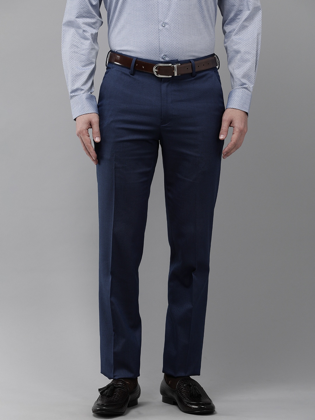 

Van Heusen Men Textured Slim Fit Formal Trousers, Navy blue