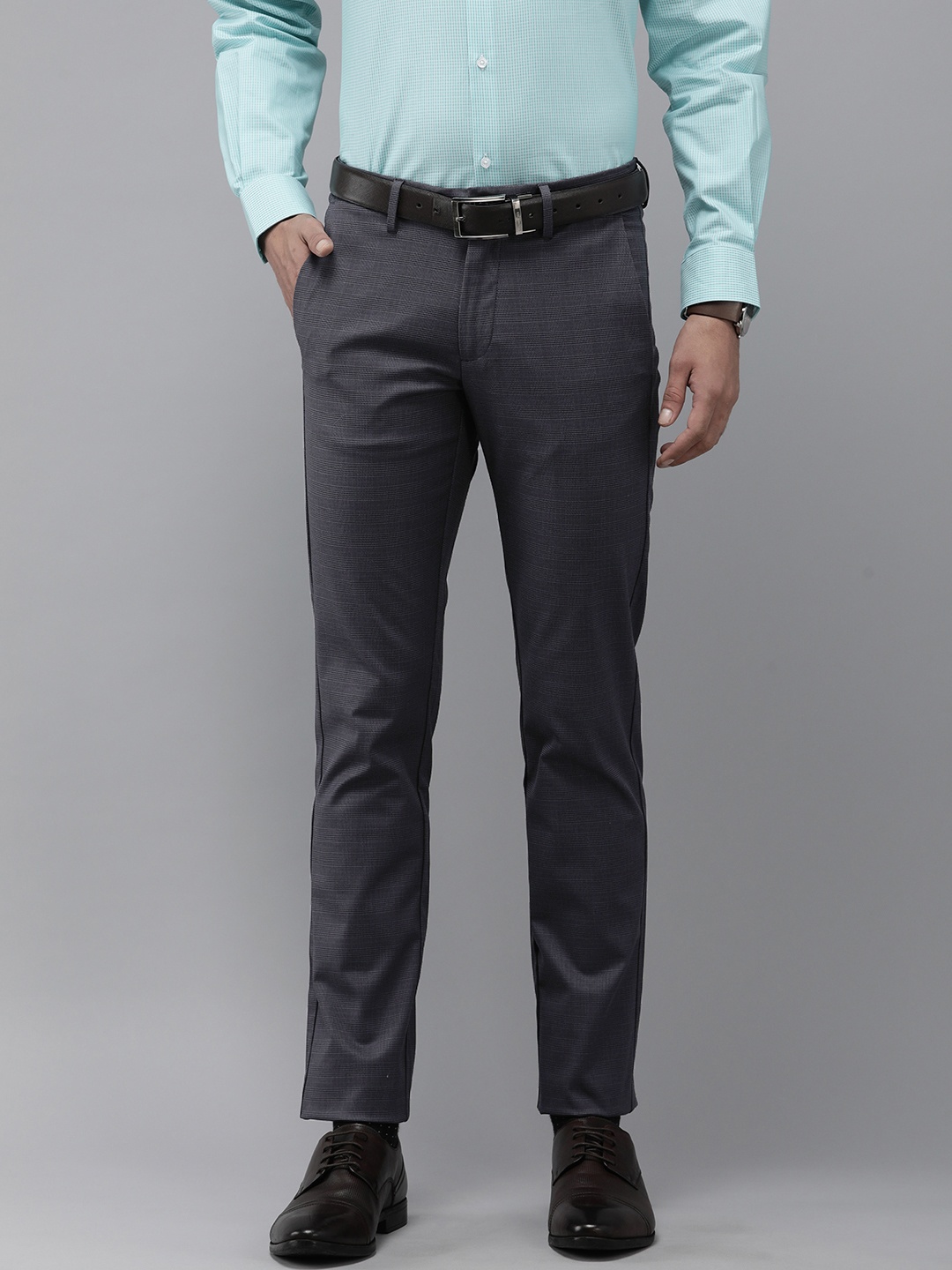 

Van Heusen Men Checked Slim Fit Formal Trousers, Grey