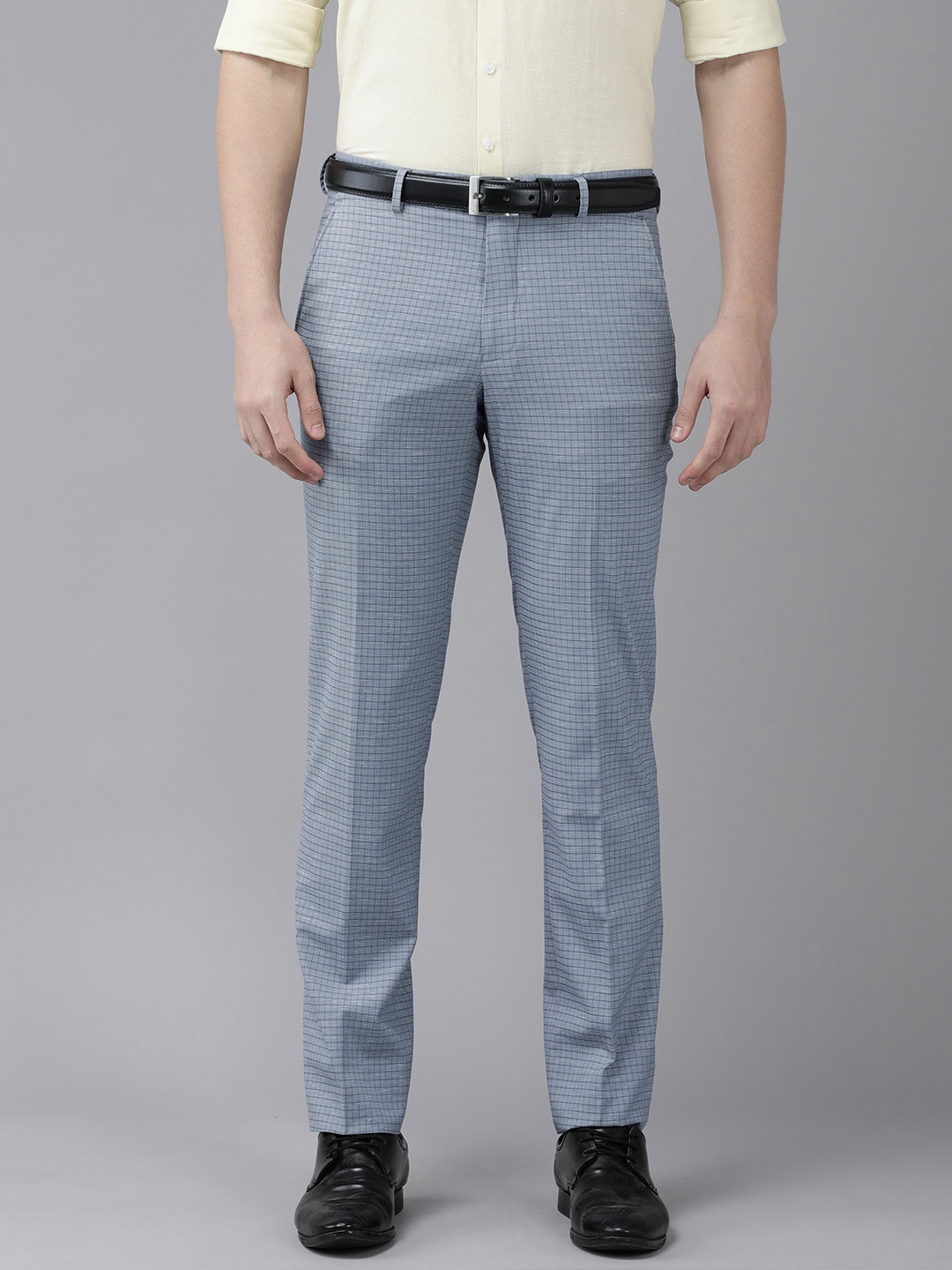 

Van Heusen Men Checked Slim Fit Formal Trousers, Grey