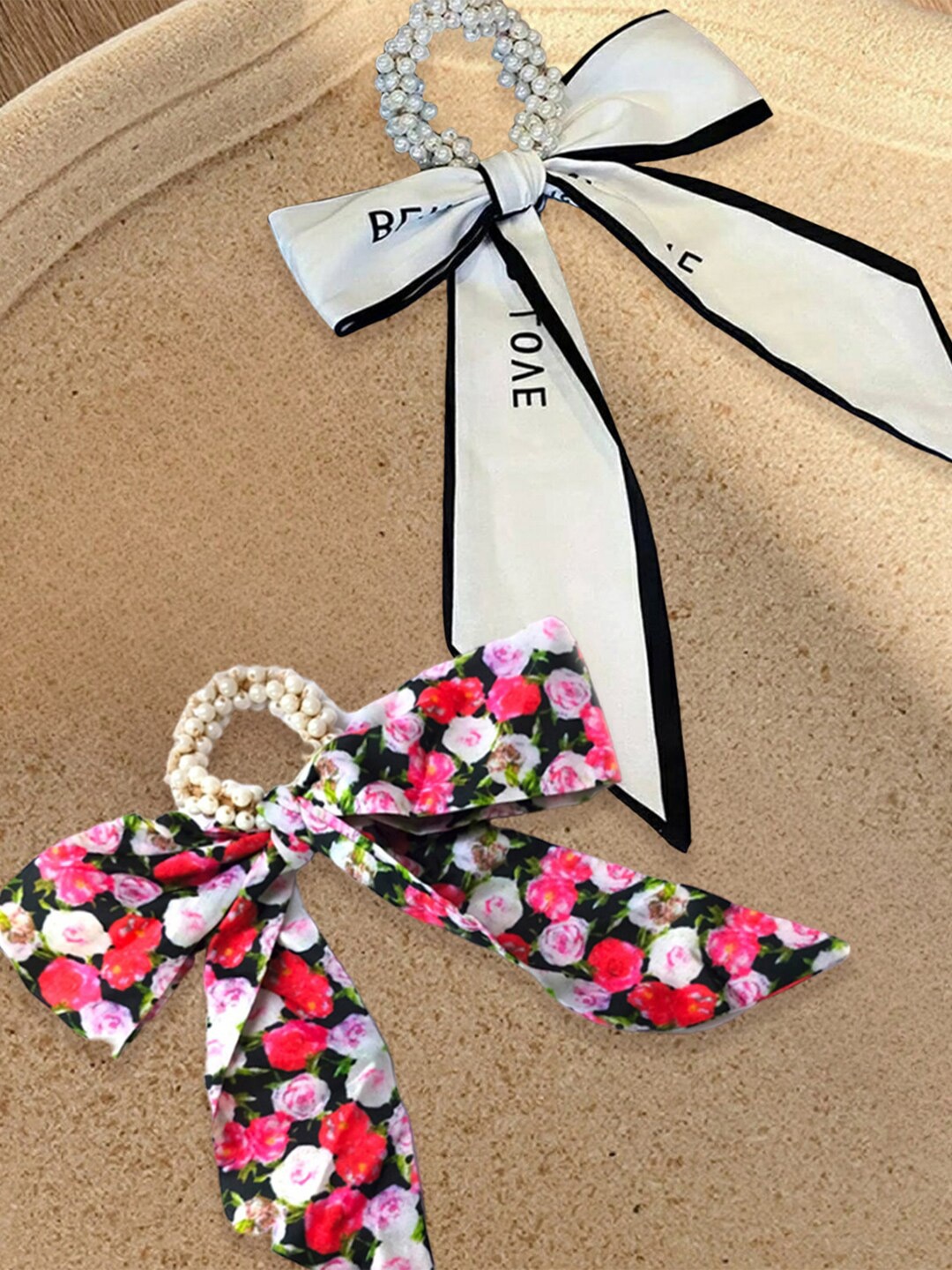 

OOMPH Women White & Black Set of 2 Pearl Scarf Scrunchy Ponytail Holders