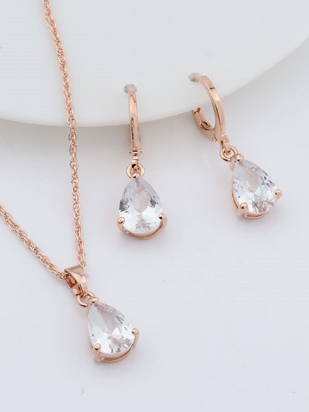 

OOMPH Cubic Zirconia-Studded Jewellery Set, Rose gold