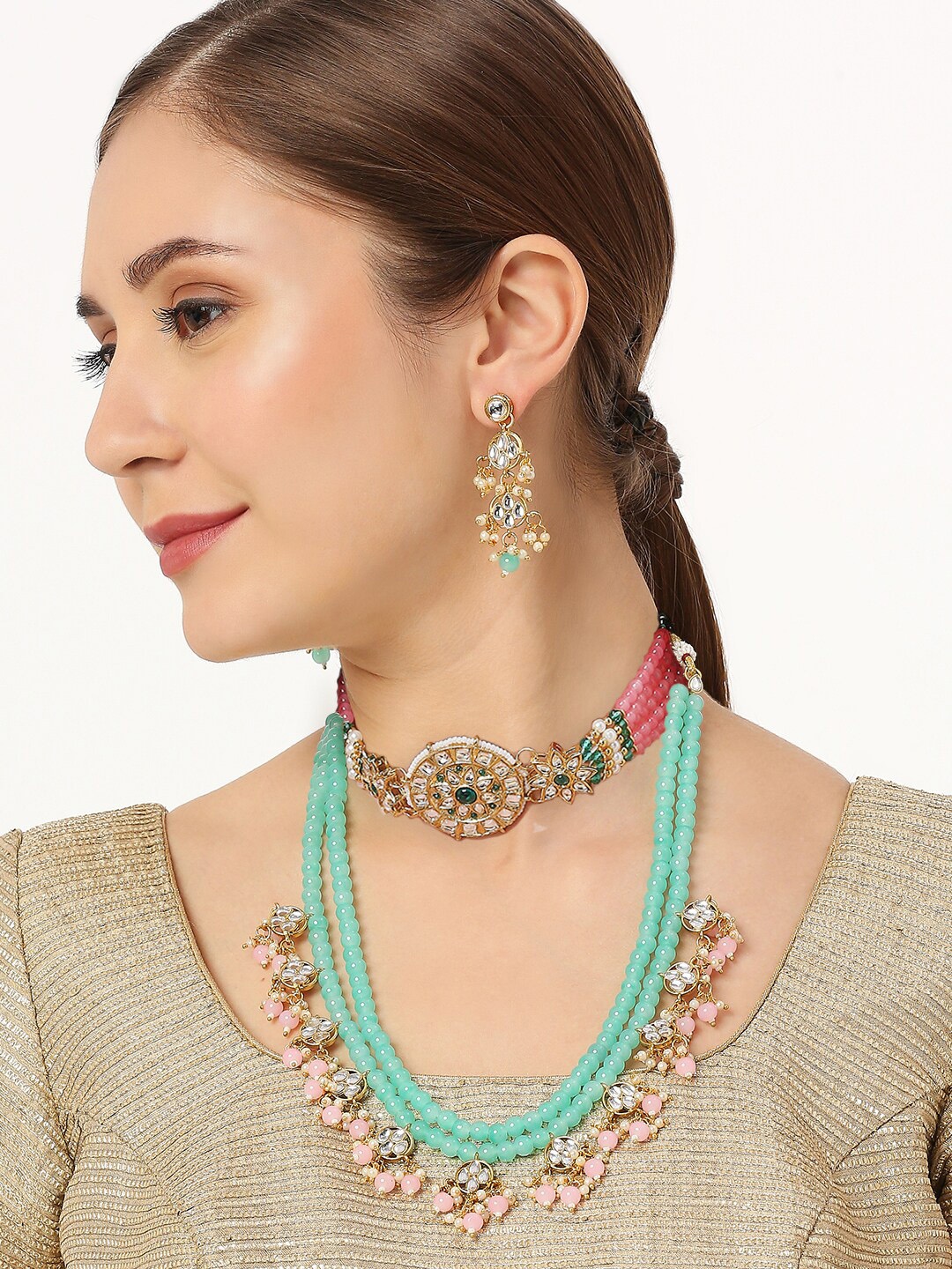 

OOMPH Kundan-Studded And Beaded Jadau Jewellery Set, Gold