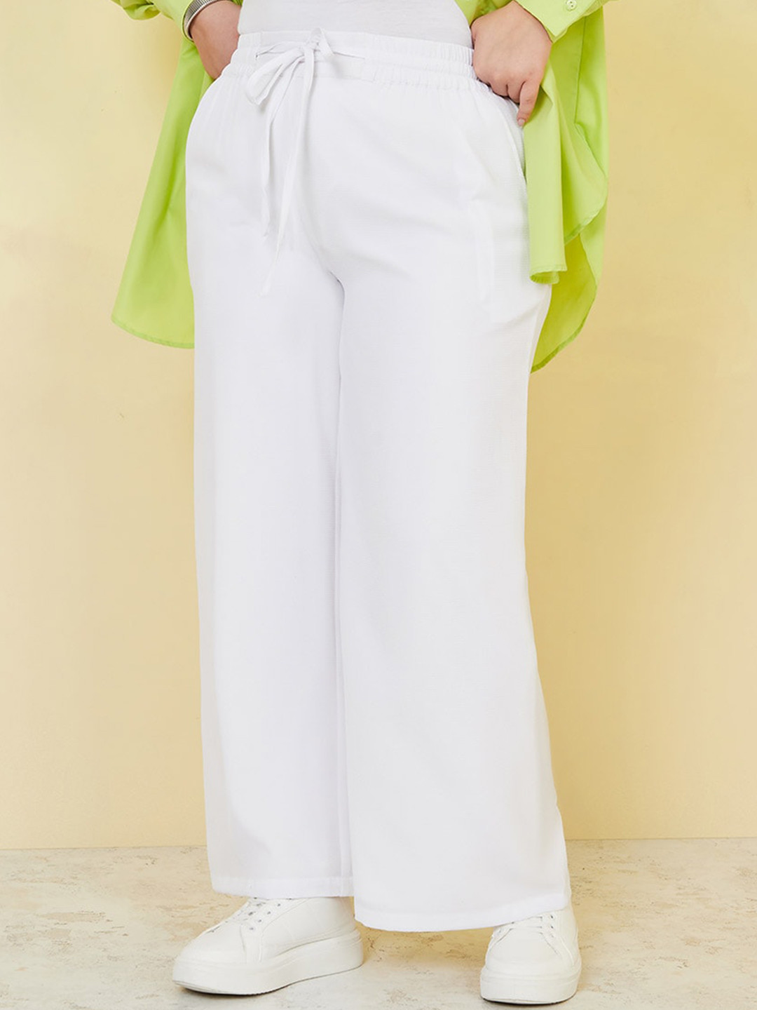 

Styli Women Plus Size High Waist Tie Up Wide Leg Trouser, White