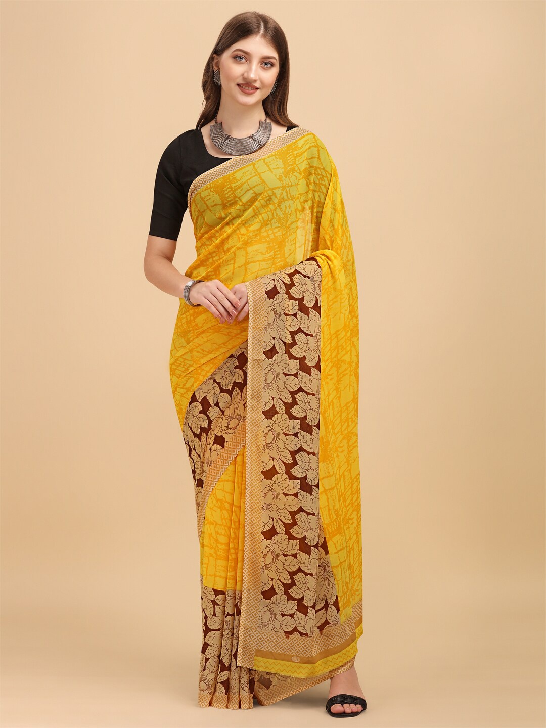 

Dori Floral Printed Pure Georgette Saree, Yellow