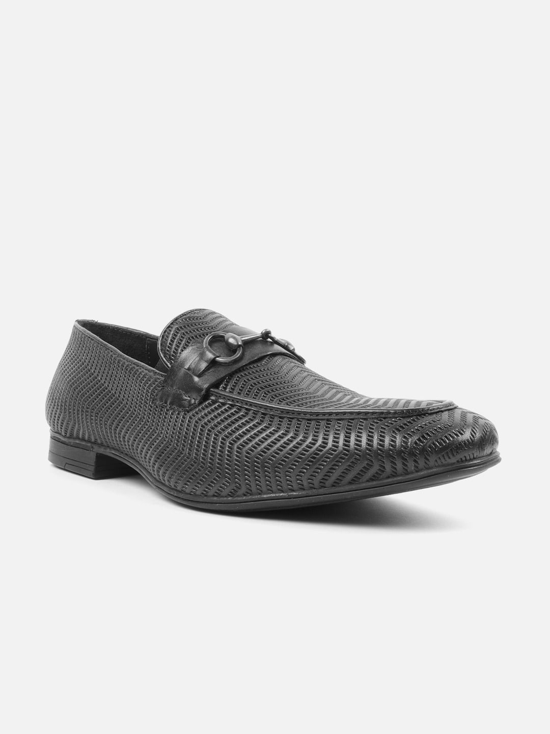 

Carlton London Men Textured Embellished Comfort Insole Leather Horsebit Loafers, Black