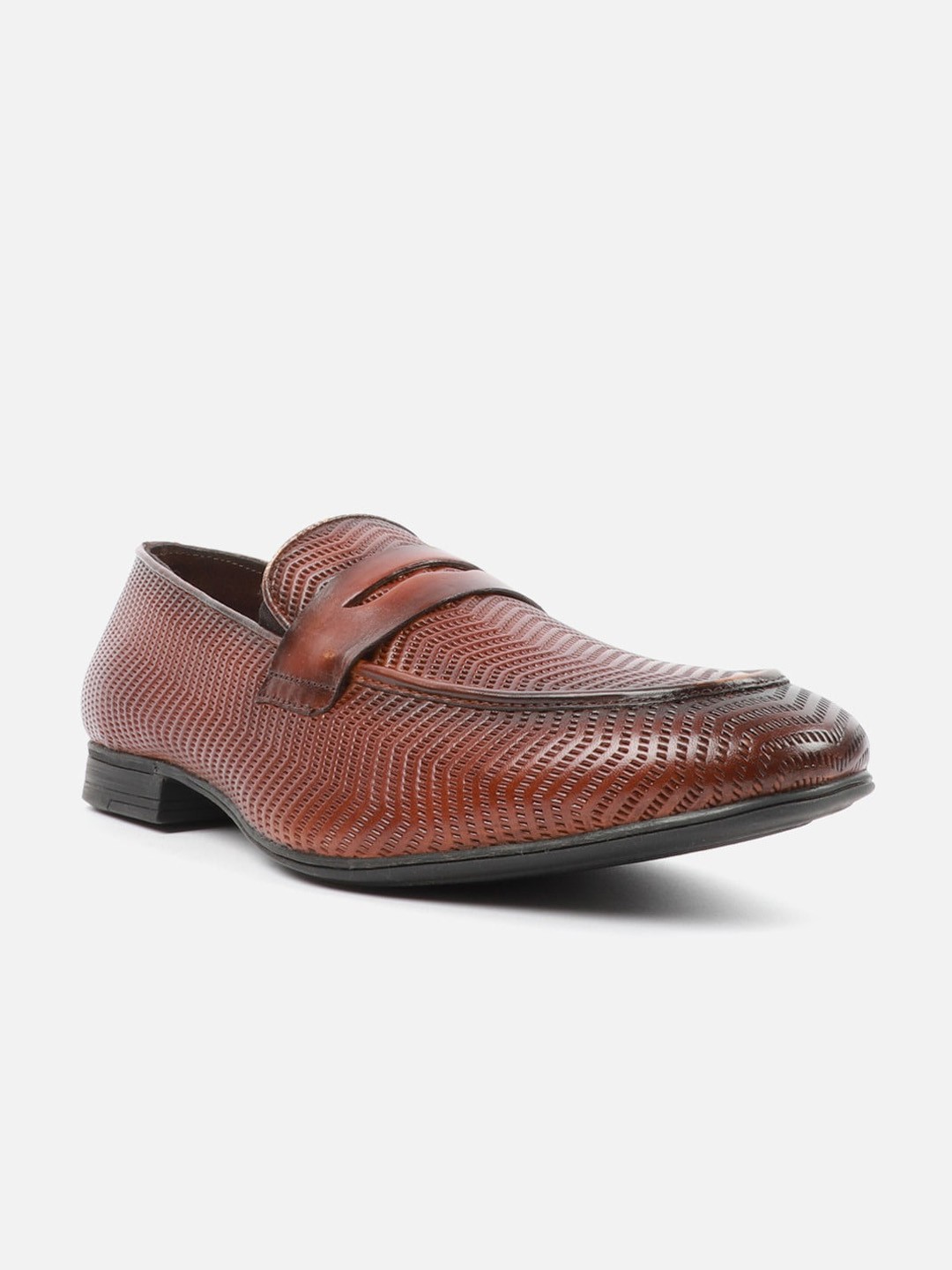 

Carlton London Men Textured Comfort Insole Leather Penny Loafers, Tan