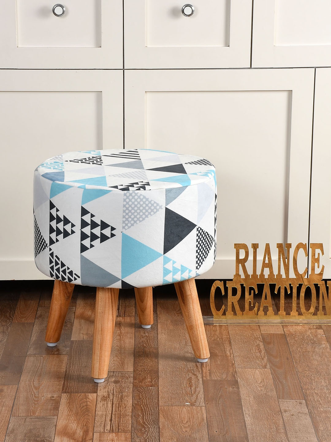 

RIANCE CREATIONS Blue & White 4 Legs Wooden Printed Ottoman