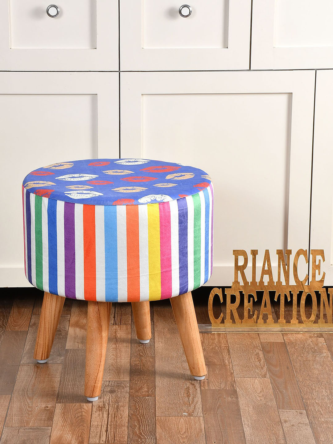 

RIANCE CREATIONS Blue & White 4 Legs Wooden Printed Ottoman
