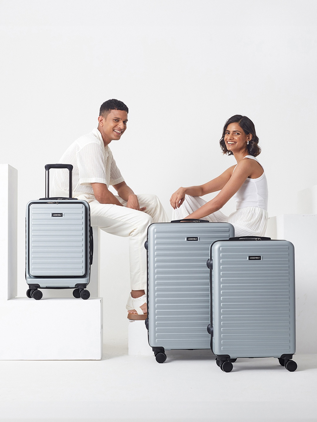 

Assembly Silver Set Of 3 Textured Hard-Sided Trolley Suitcases 20, 24 & 28 inches