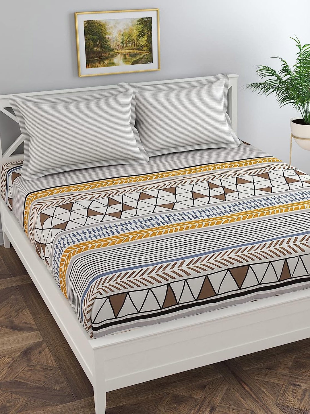 

Florida White & Brown Geometric 180 TC Queen Bedsheet with 2 Pillow Covers