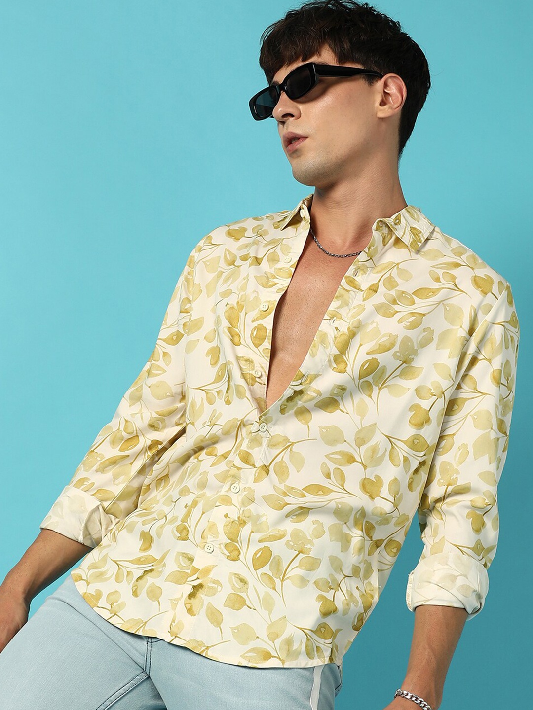 

Campus Sutra Classic Floral Printed Casual Shirt, Yellow