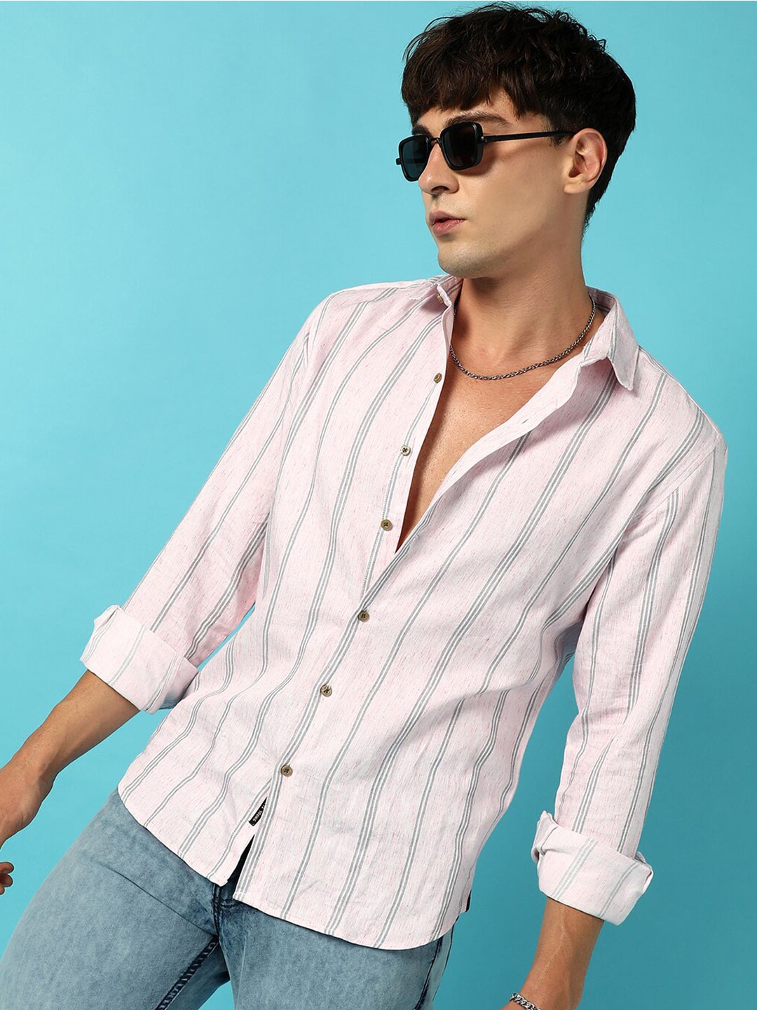 

Campus Sutra Pink Classic Striped Cotton Casual Shirt