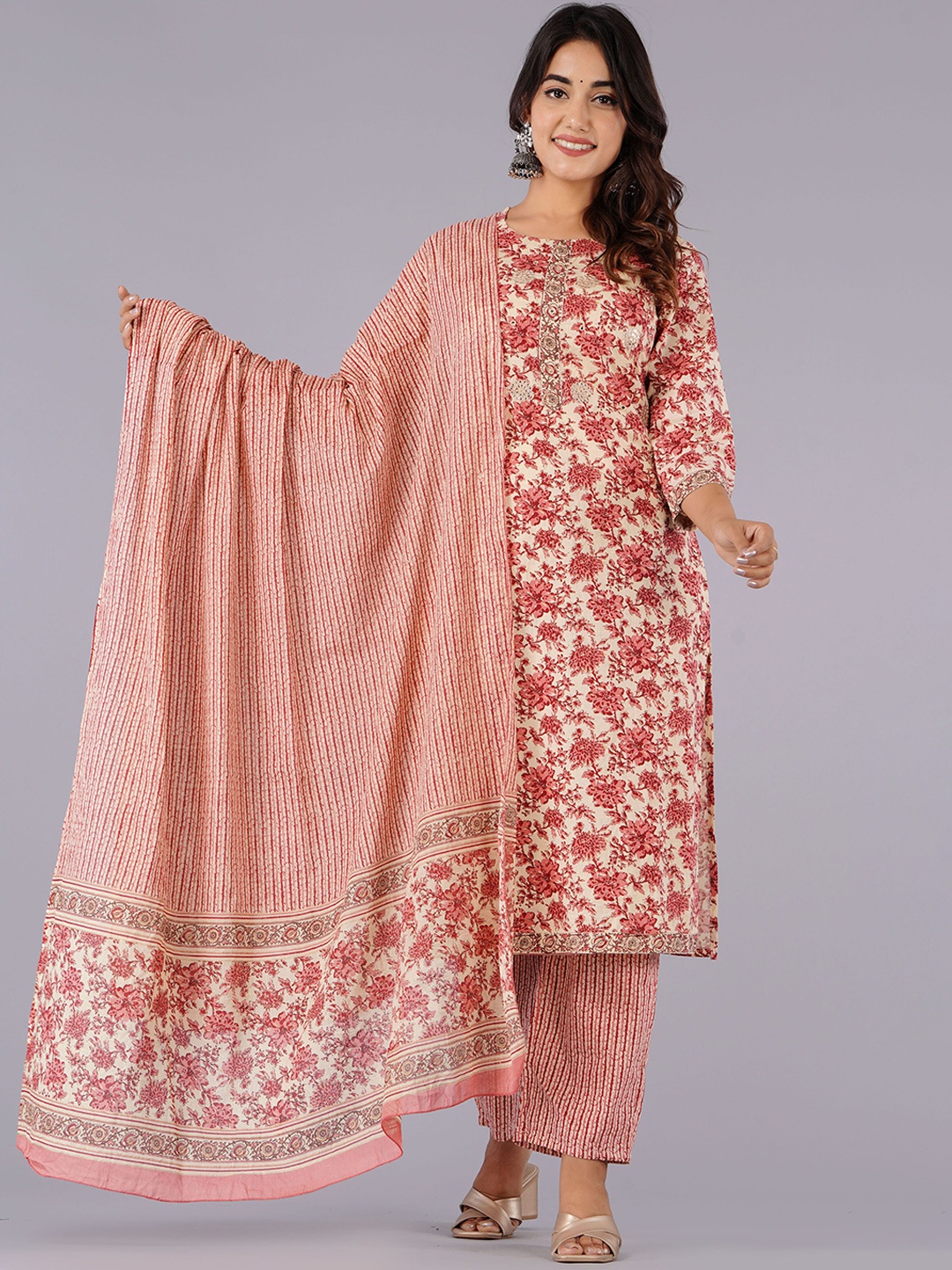 

DORIYA Floral Printed Gotta Patti Kurta with Trousers & Dupatta, Red