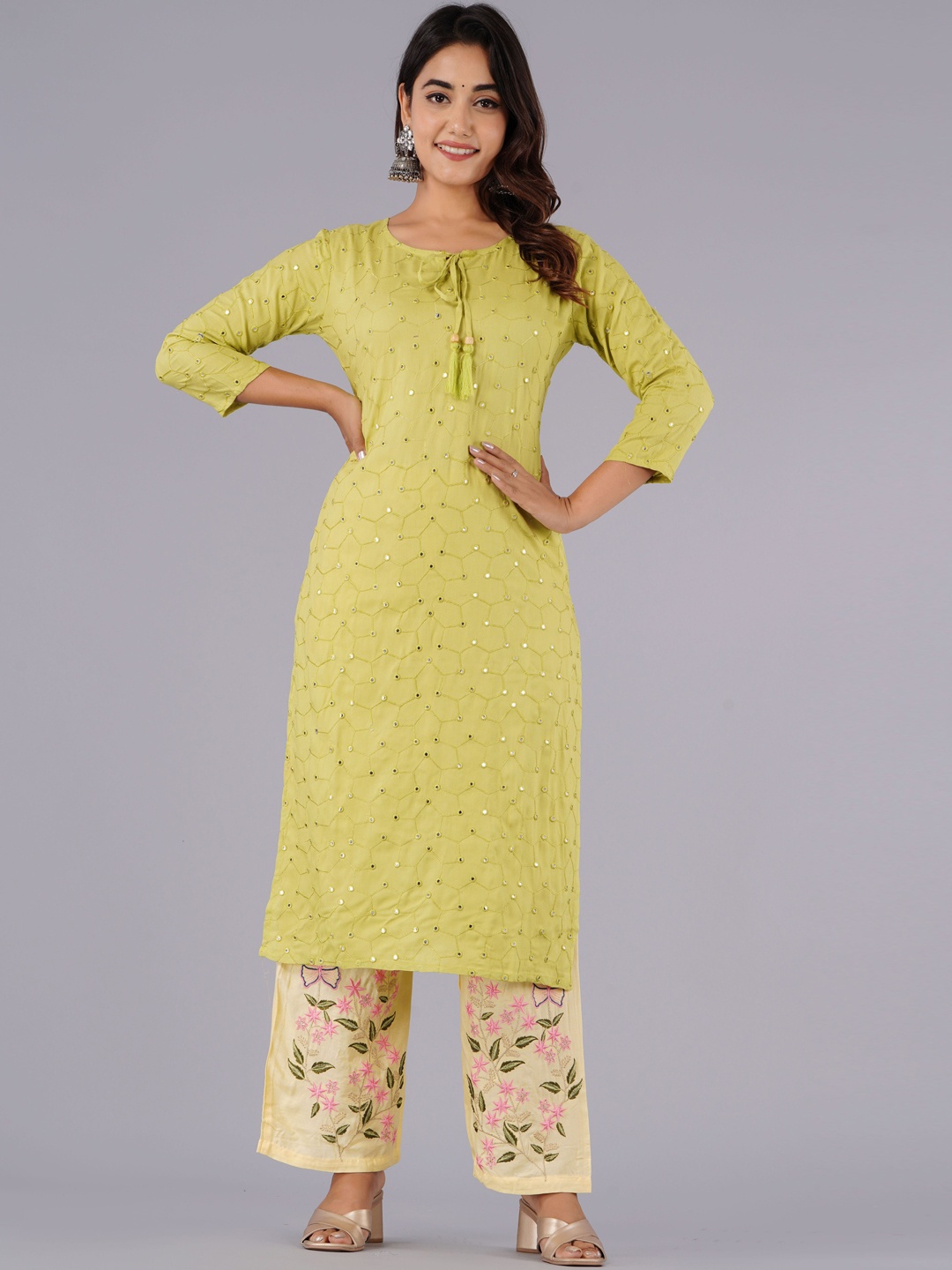 

DORIYA Ethnic Motifs Embroidered Regular Thread Work Kurta With Palazzos, Green
