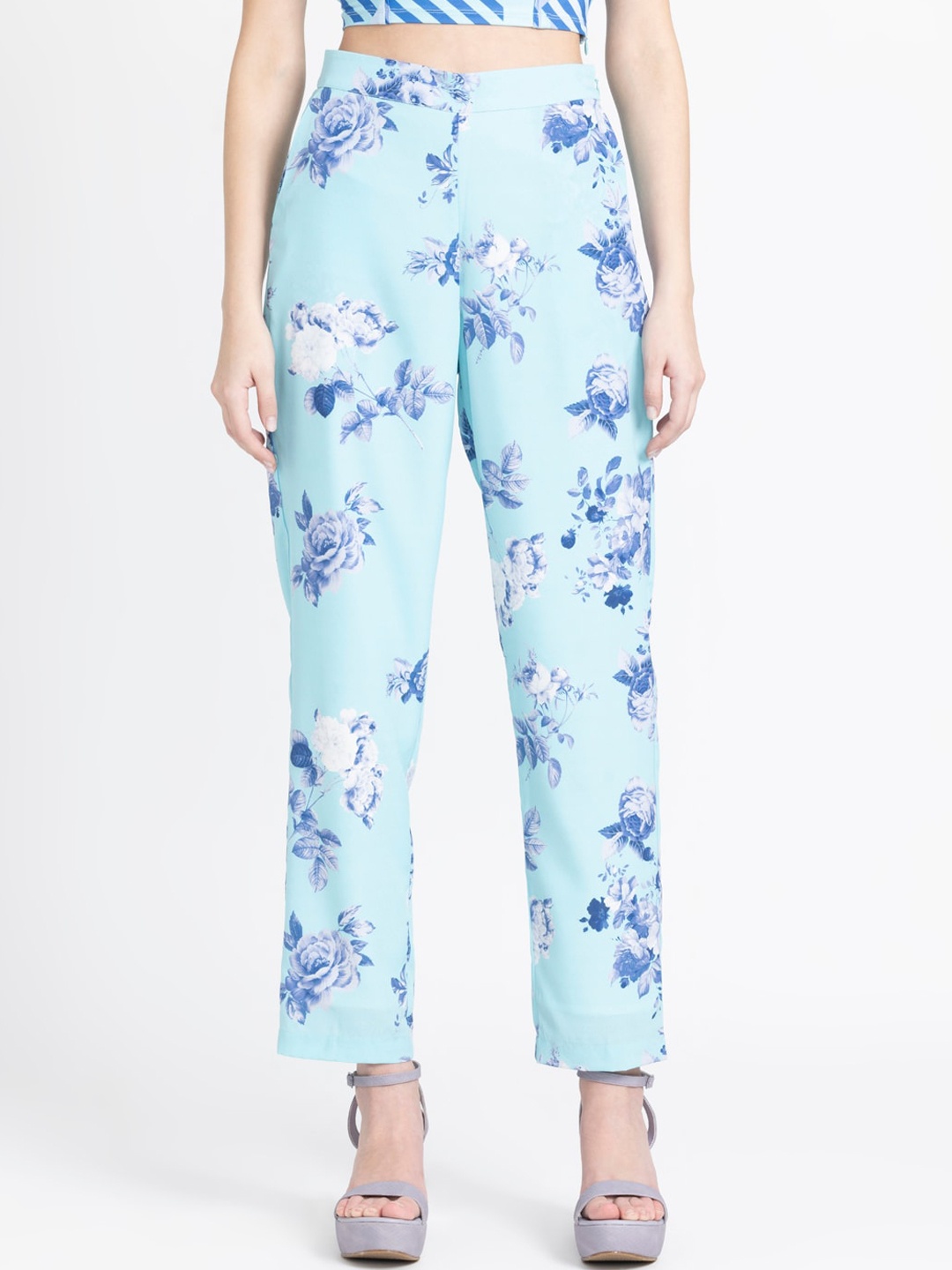 

SHAYE Women Floral Printed Smart Mid-Rise Regular Trousers, Blue