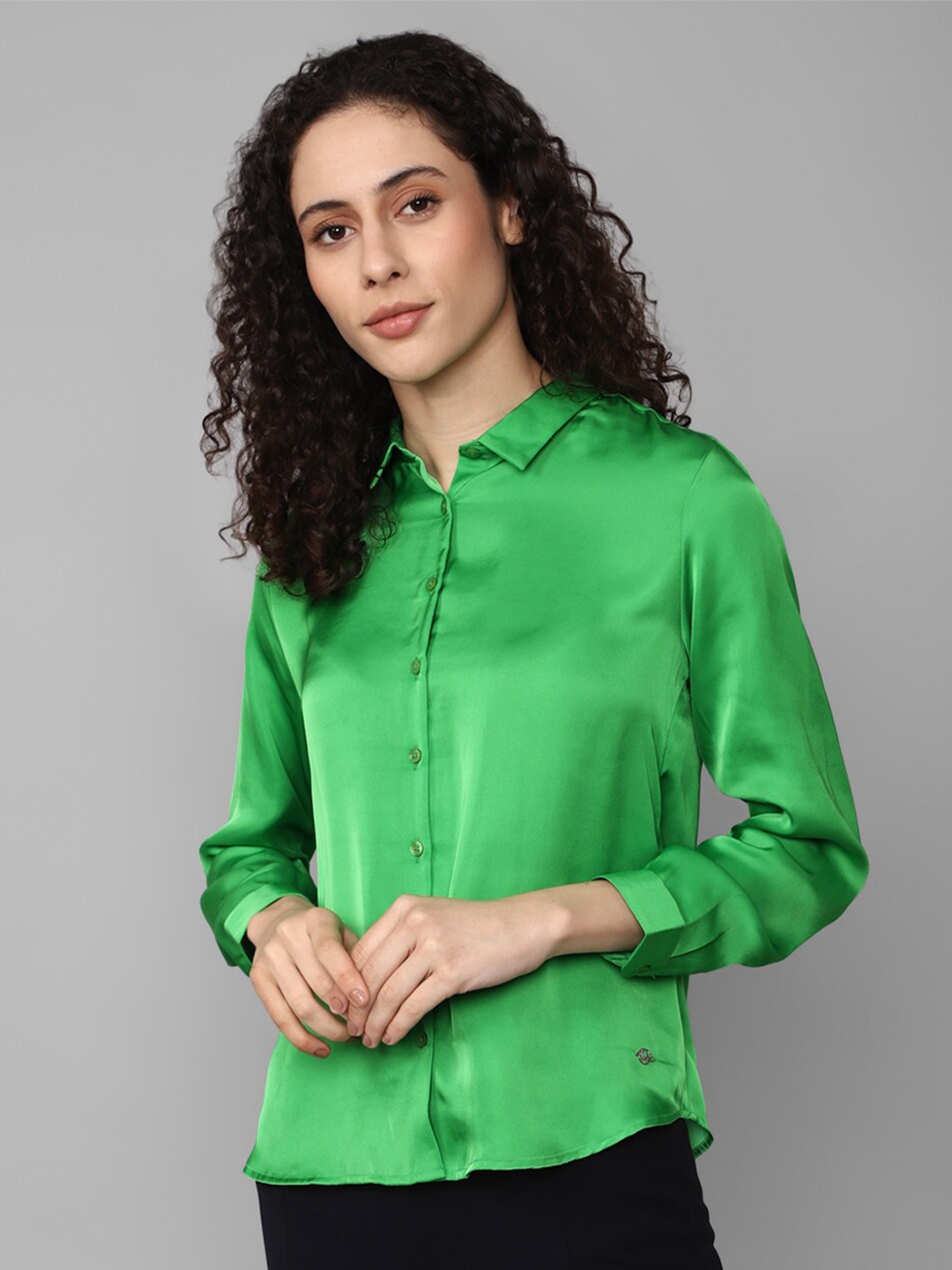 

Allen Solly Woman Opaque Casual Shirt, Green