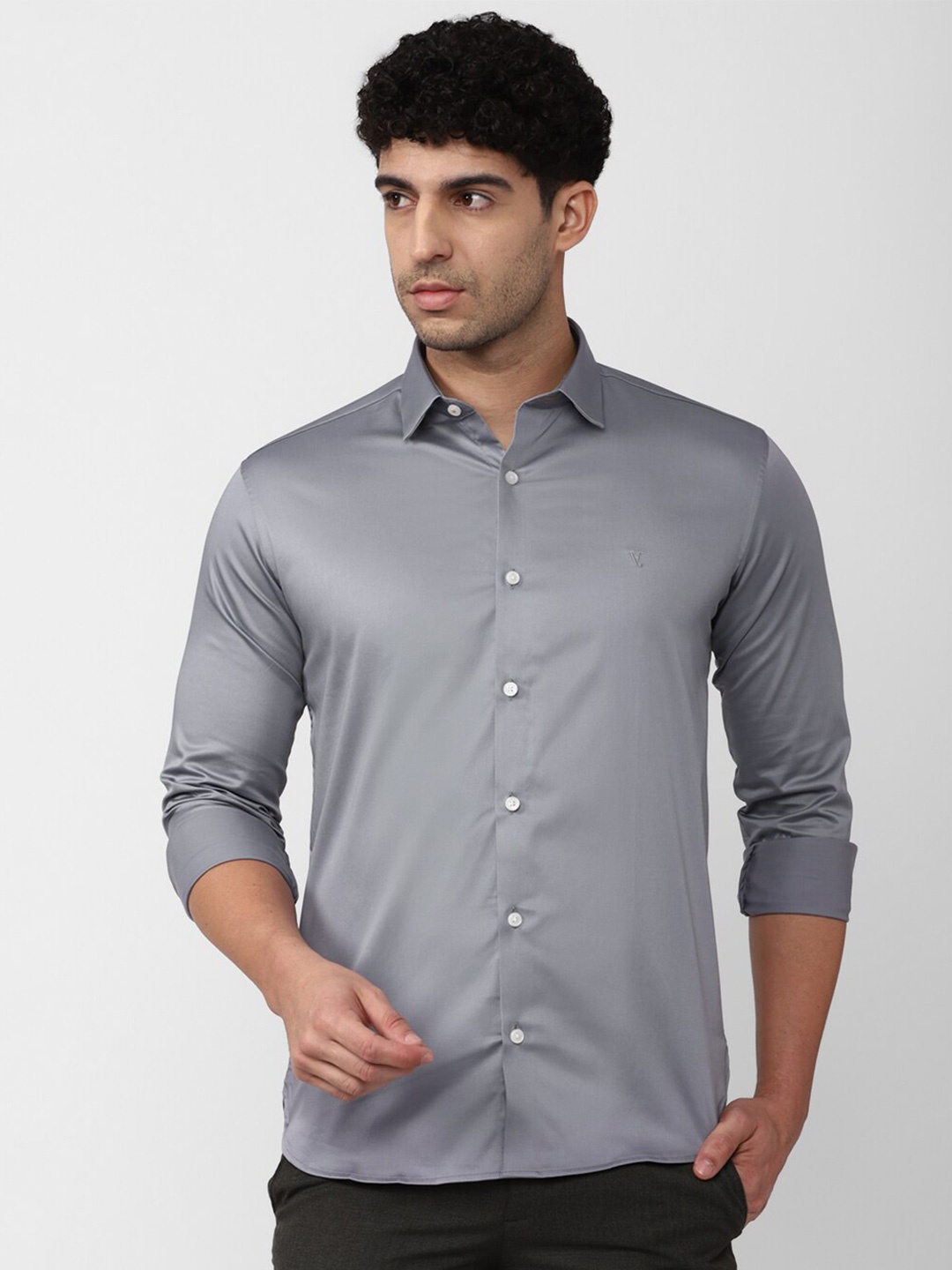 

V Dot Spread Collar Slim Fit Casual Shirt, Grey