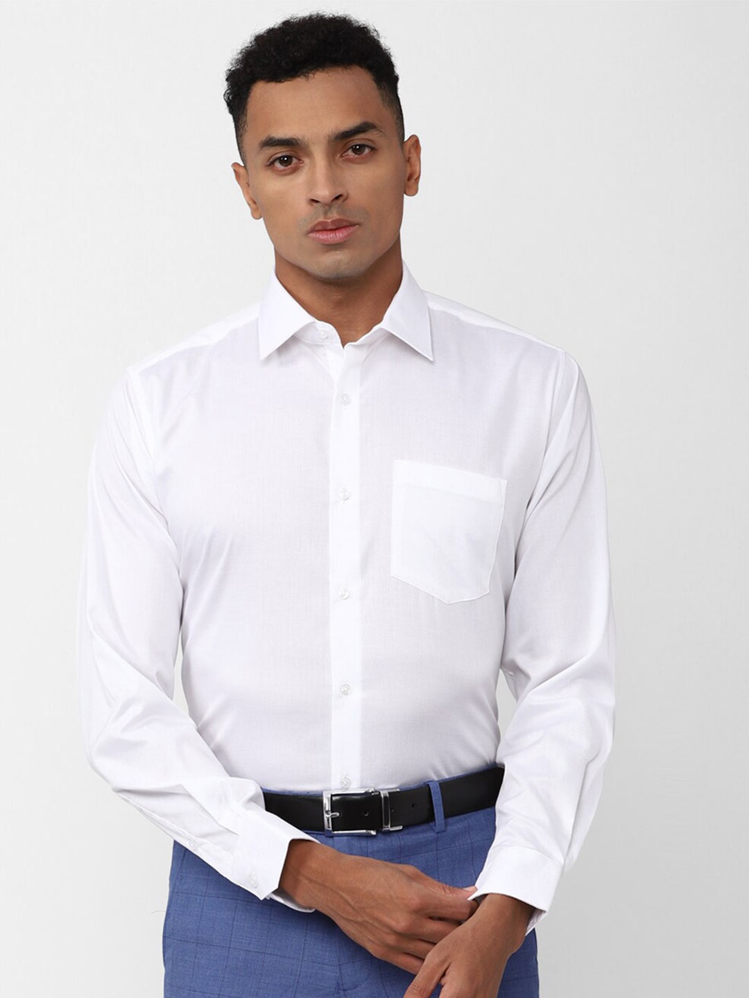 

Van Heusen Spread Collar Formal Shirt, White