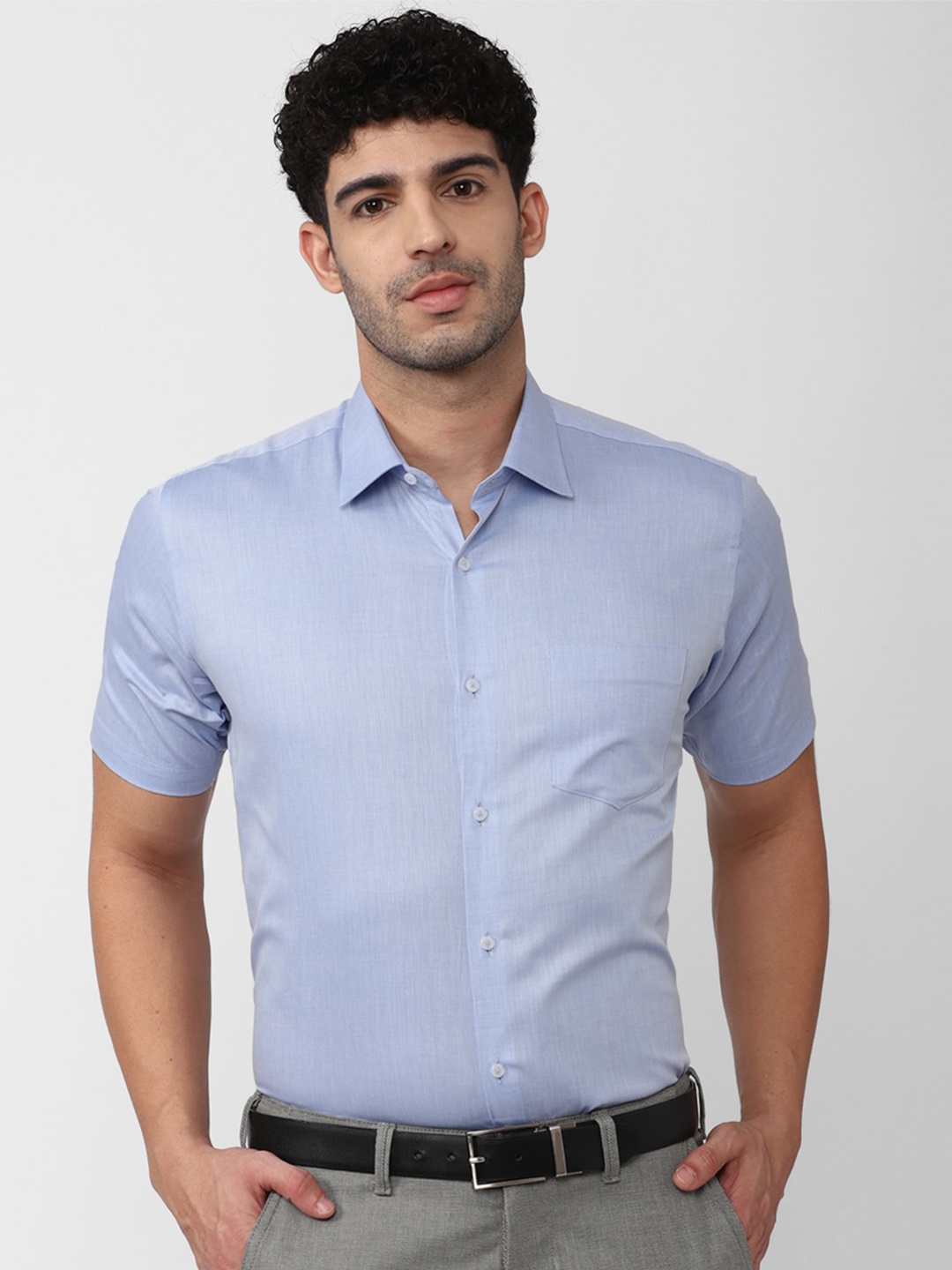 

Van Heusen Spread Collar Pure Cotton Formal Shirt, Blue