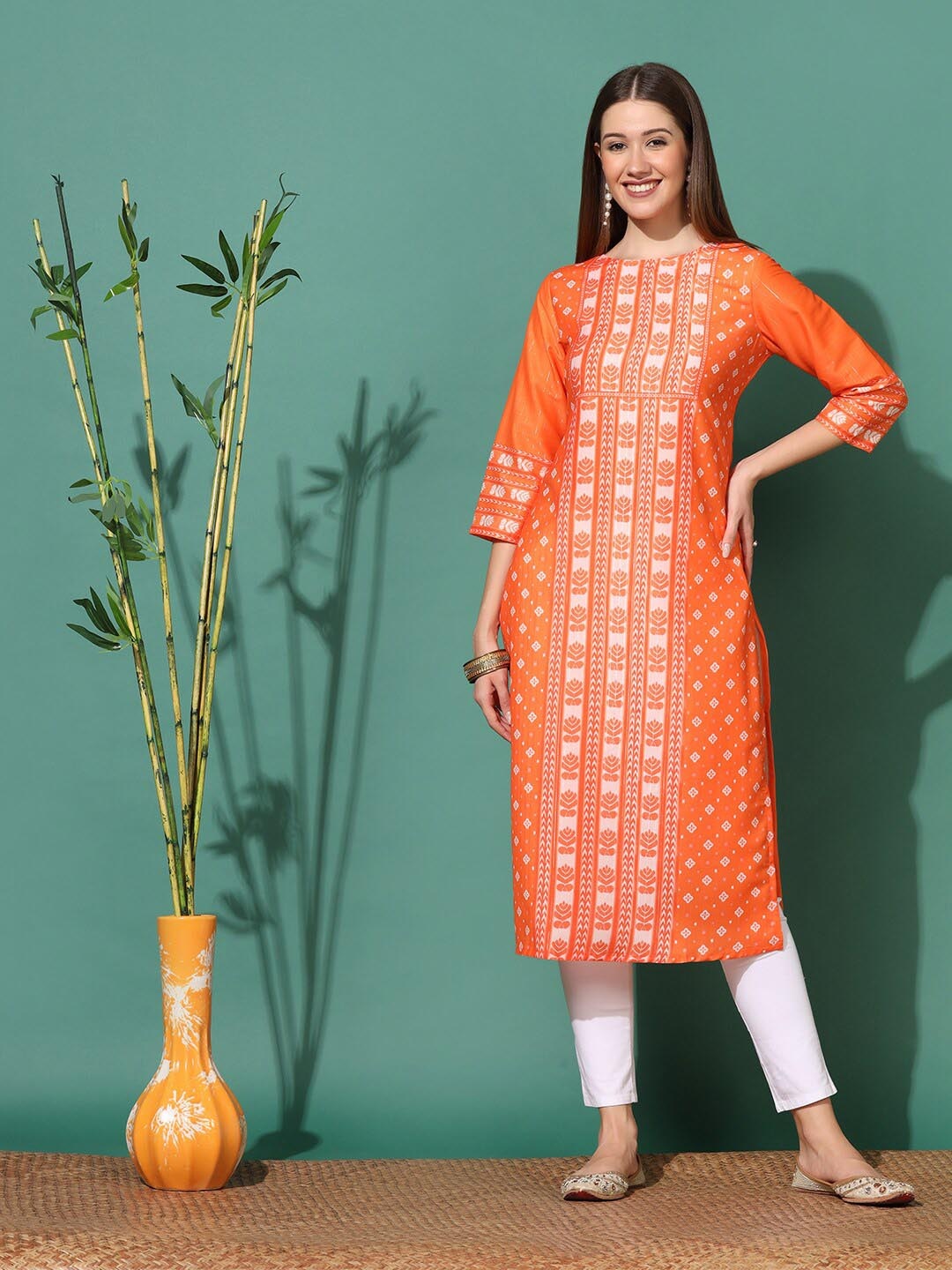 

FASHION DREAM Ethnic Motifs Woven Design Straight Kurta, Orange