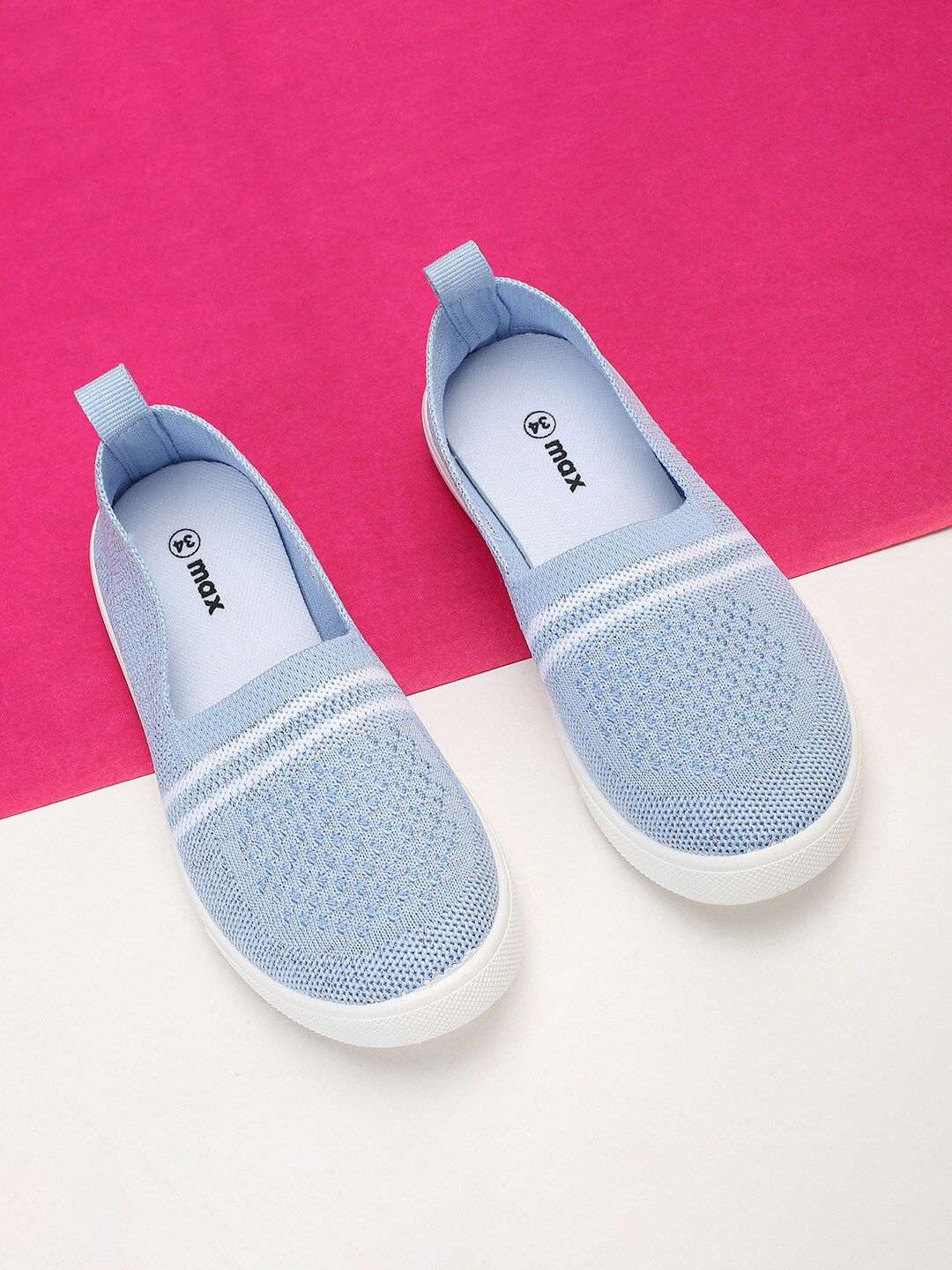 

max Girls Slip On Walking Shoes, Blue
