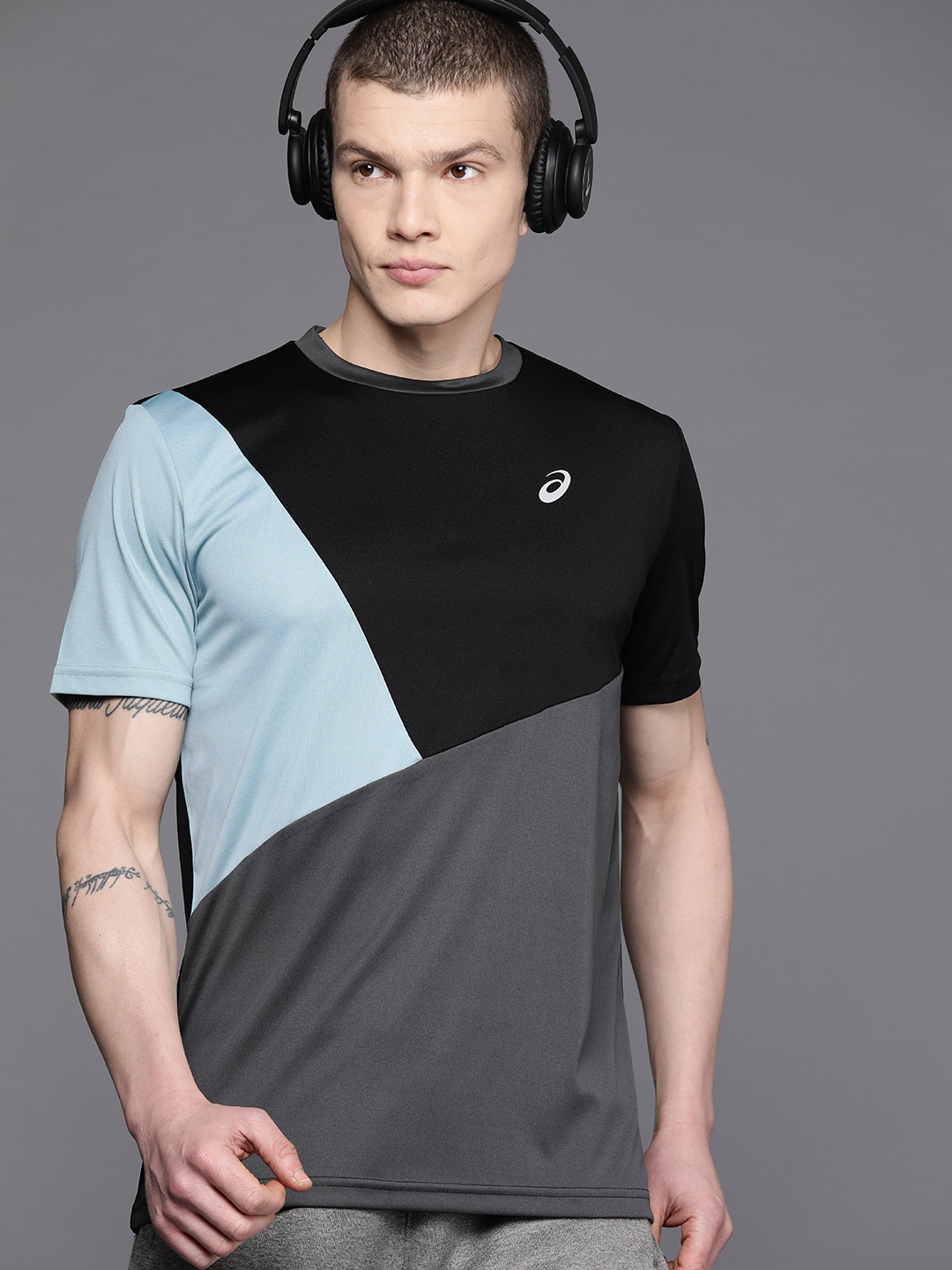 

ASICS Colourblocked Round-Neck SS Running T-shirt, Black