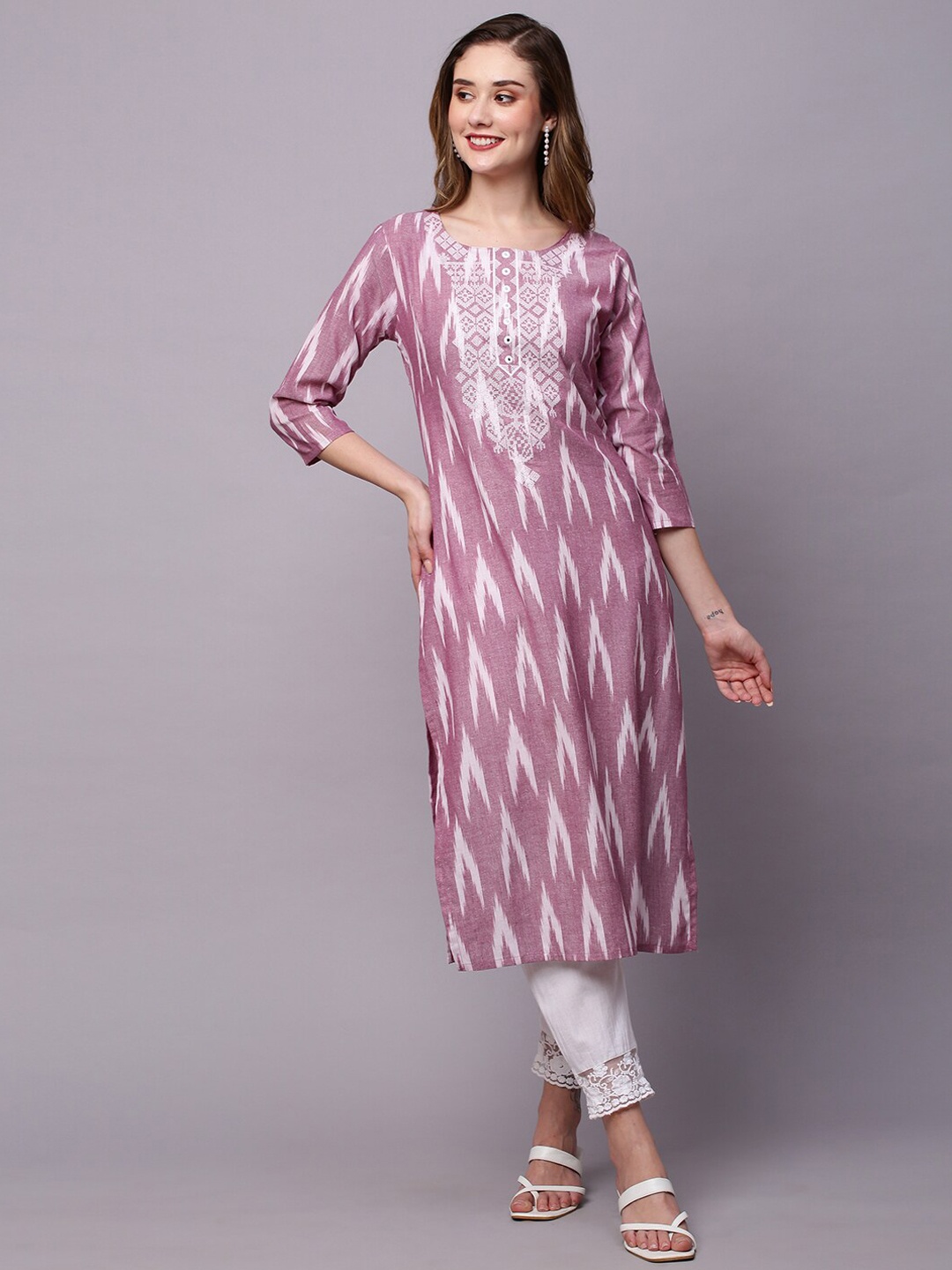 

INDYES Ethnic Motifs Printed Thread Work Pure Cotton Kurta, Mauve