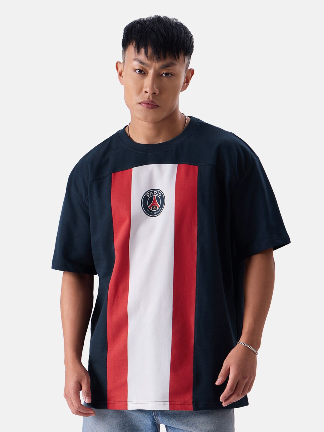 

The Souled Store Navy Blue Paris Saint-Germain Striped Pure Cotton Oversized T-shirt
