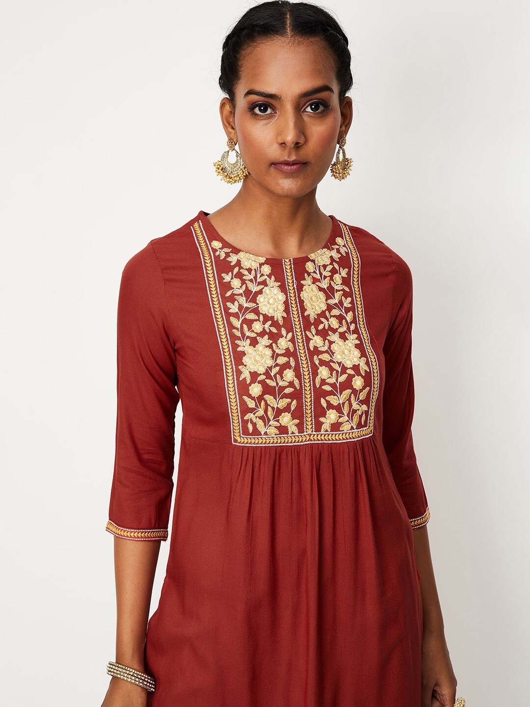 

max Ethnic Motifs Embroidered Thread Work Kurta, Red