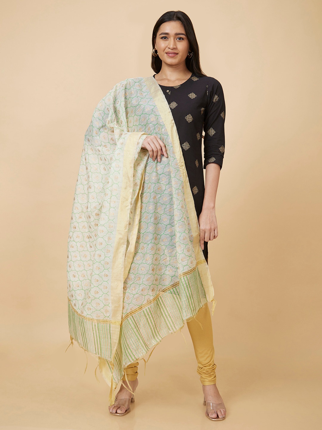 

Globus Off White Floral Printed Dupatta With Zari