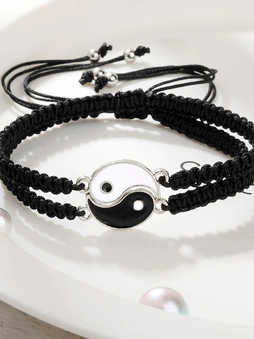 

EL REGALO Set Of 2 Wraparound Bracelets, Black