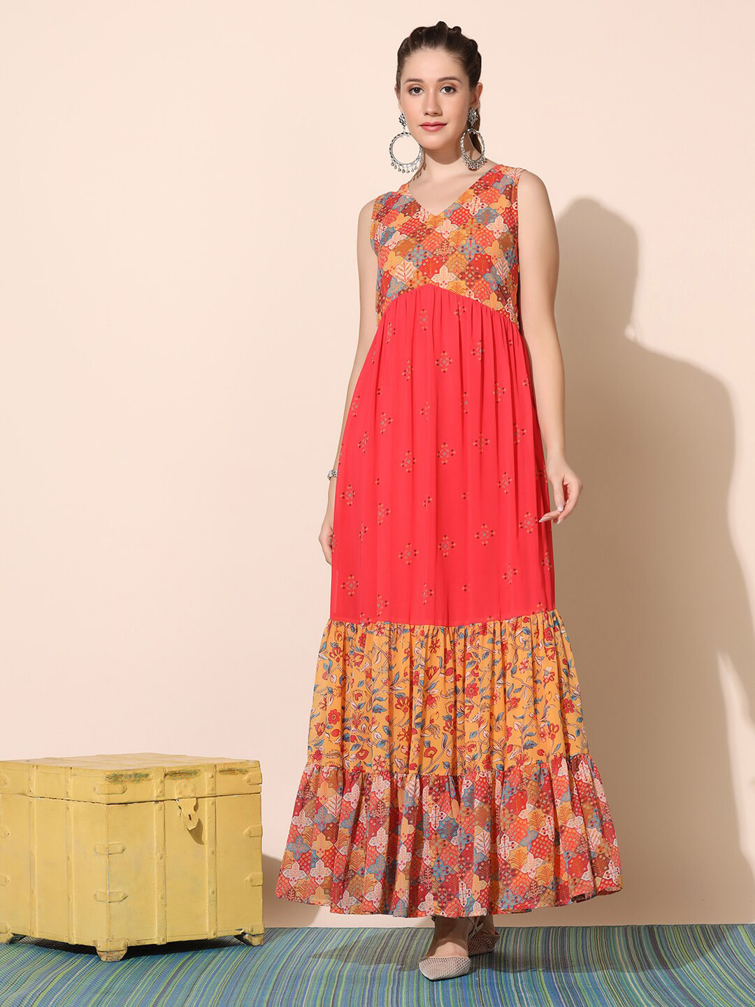 

FASHION DREAM Floral Printed V-neck Tiered Fit & Flare Maxi Dress, Red